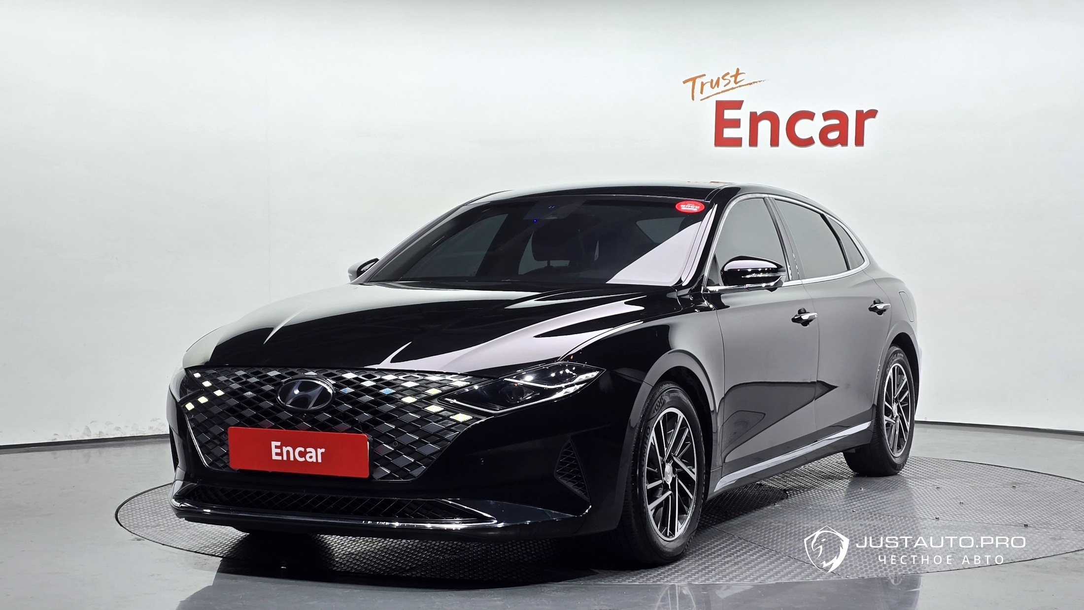 Автомобиль Hyundai Grandeur