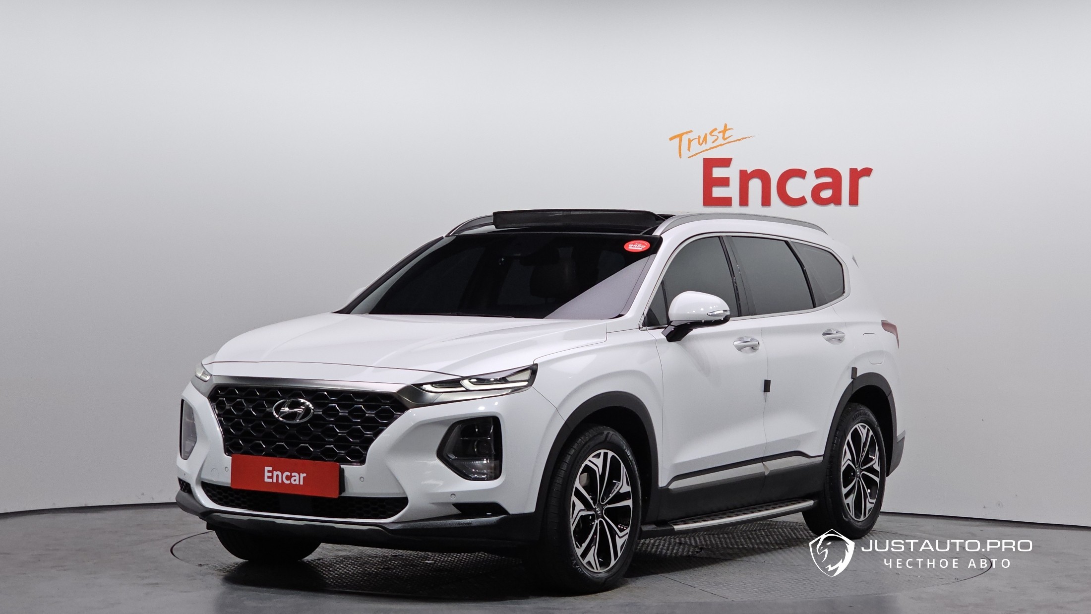 Автомобиль Hyundai Santafe