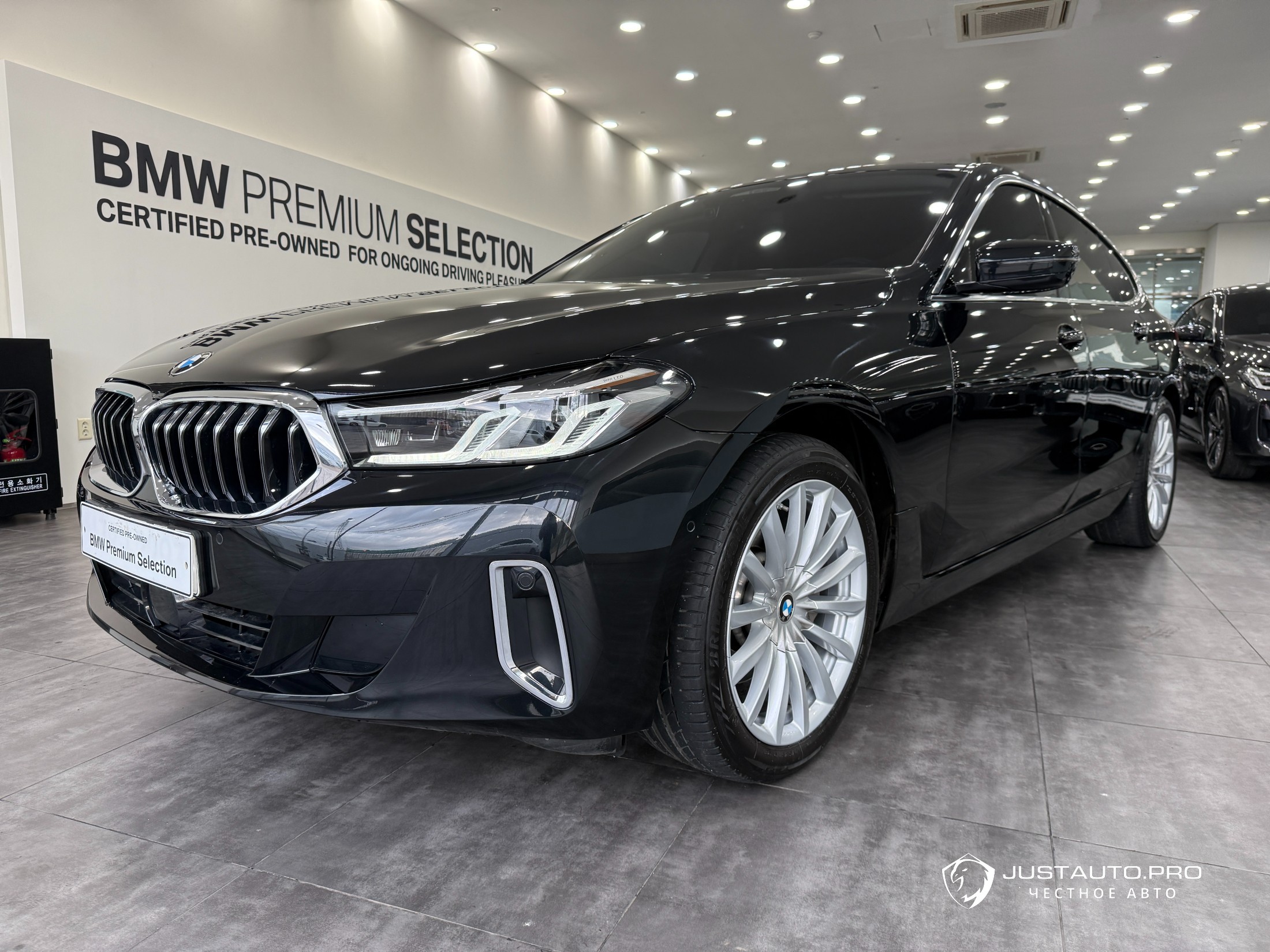Автомобиль BMW Gran Turismo