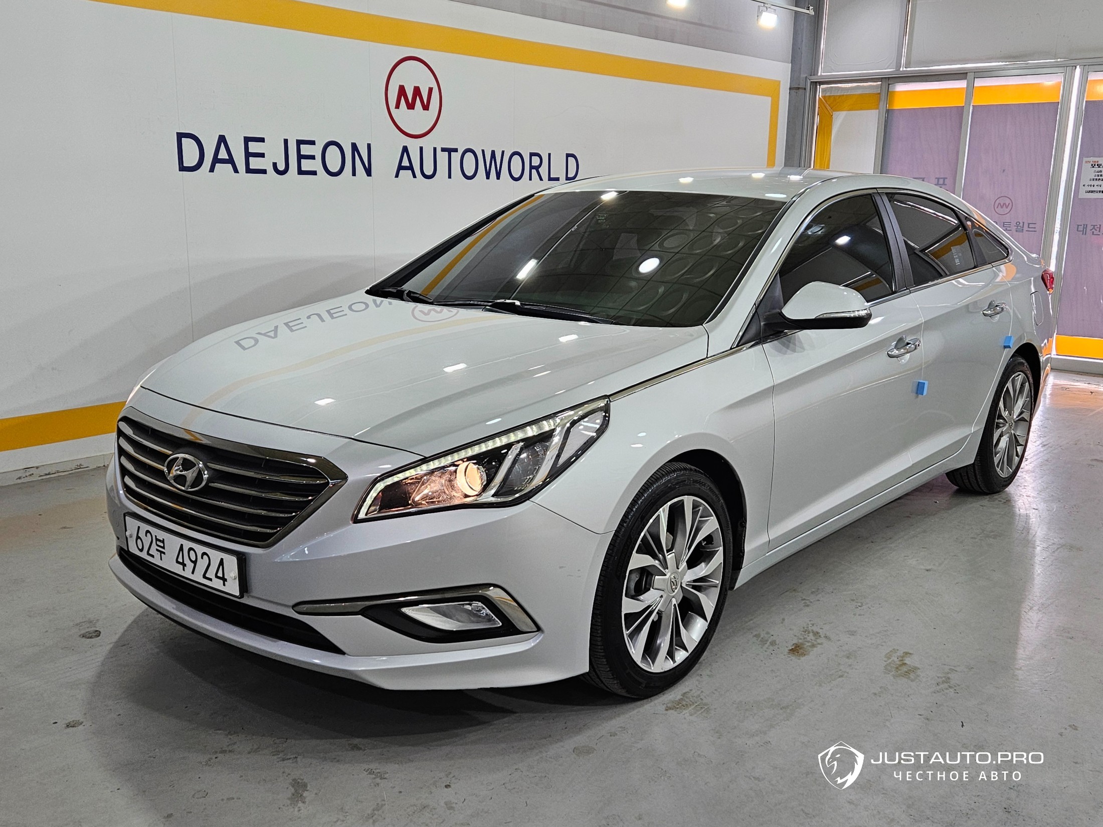 Автомобиль Hyundai Sonata