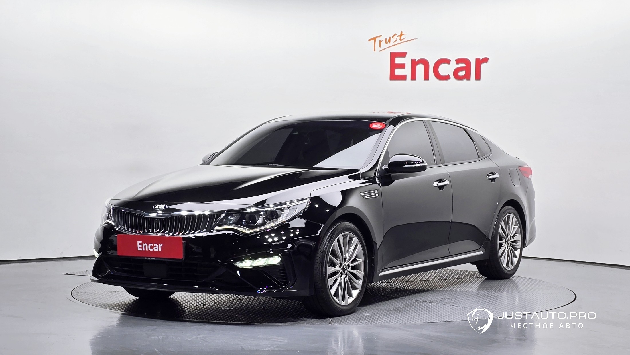 Автомобиль Kia K5