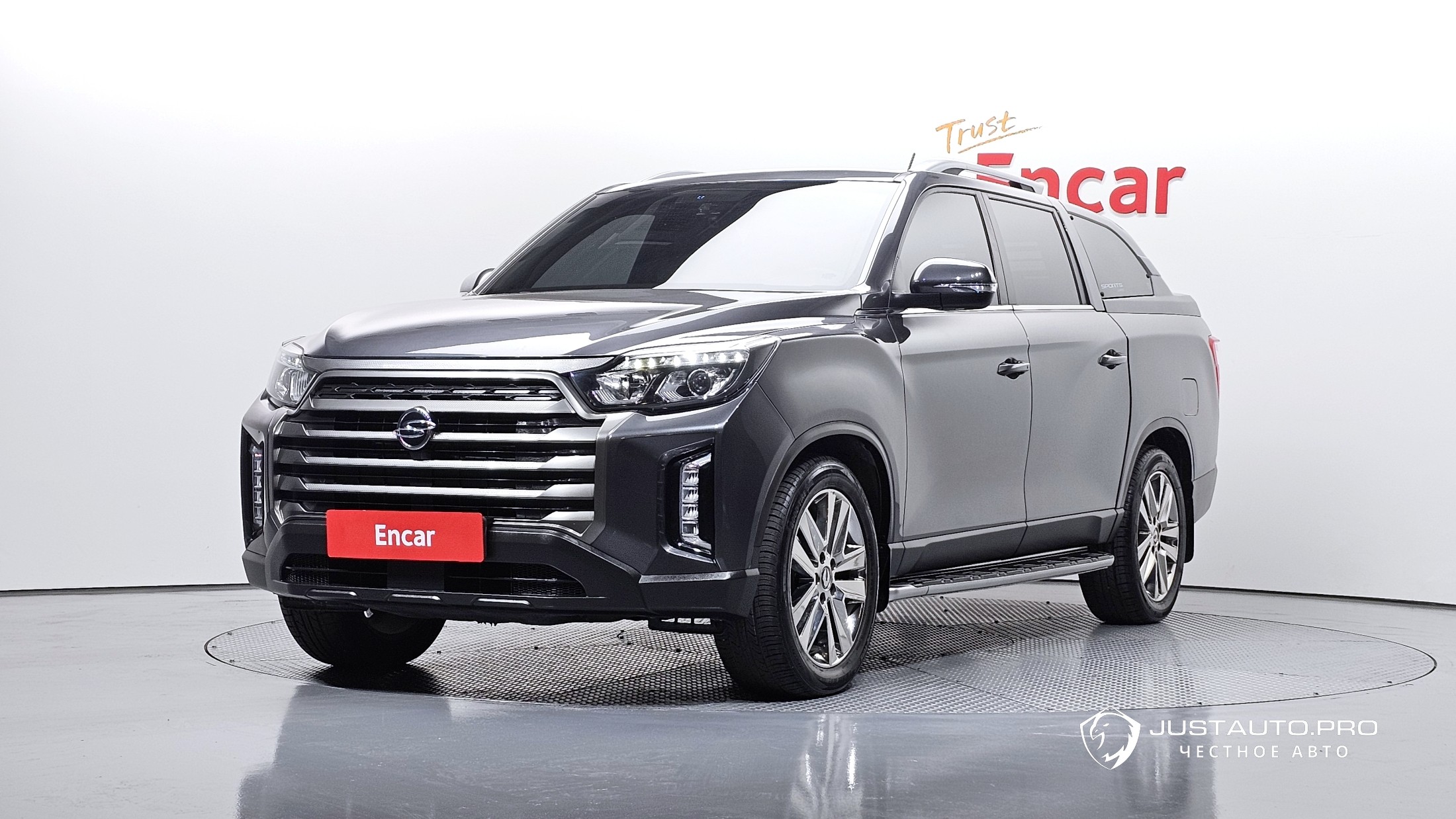 Автомобиль KG_Mobility_Ssangyong Rexton