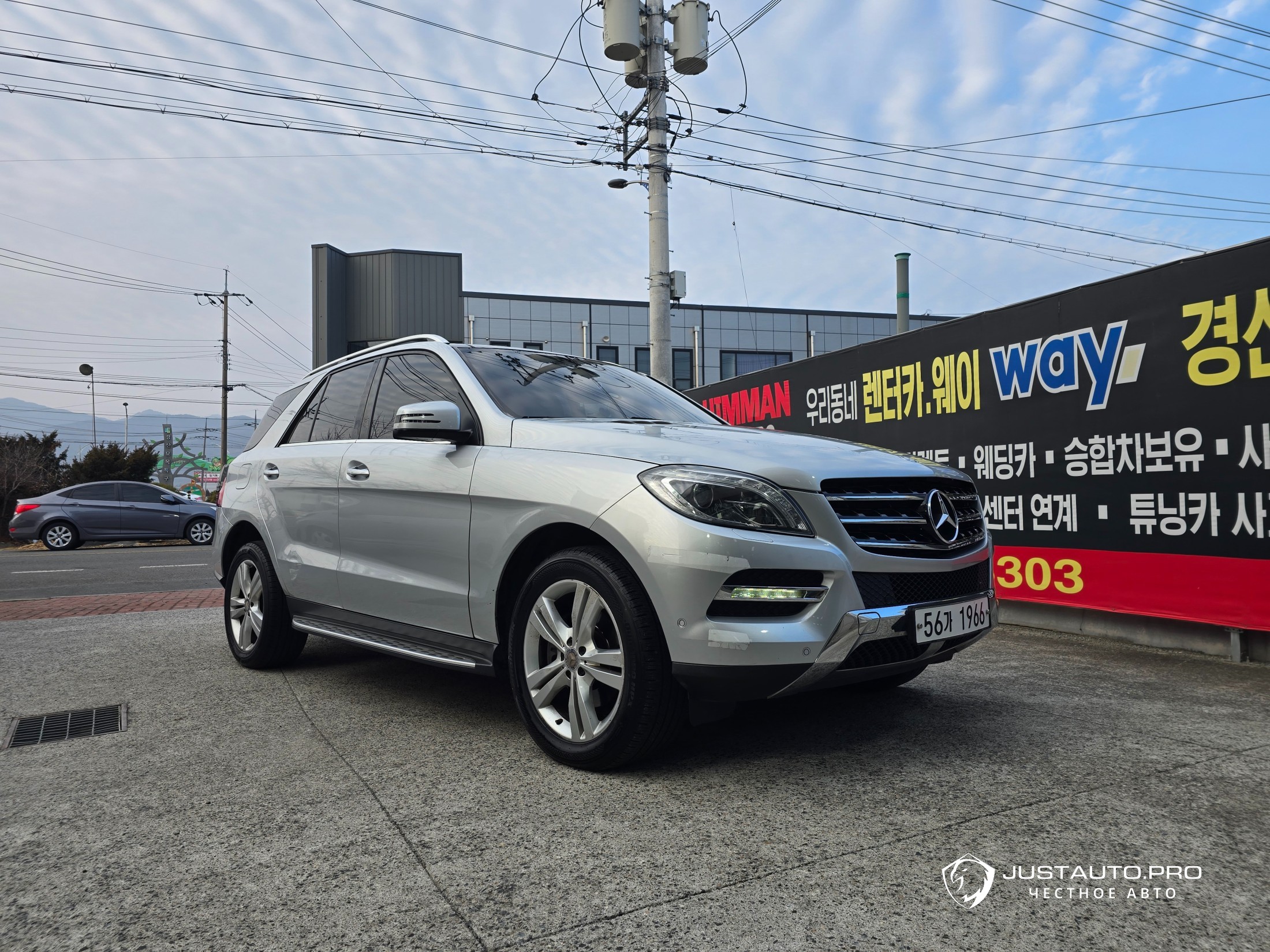 Автомобиль Mercedes-Benz M-class