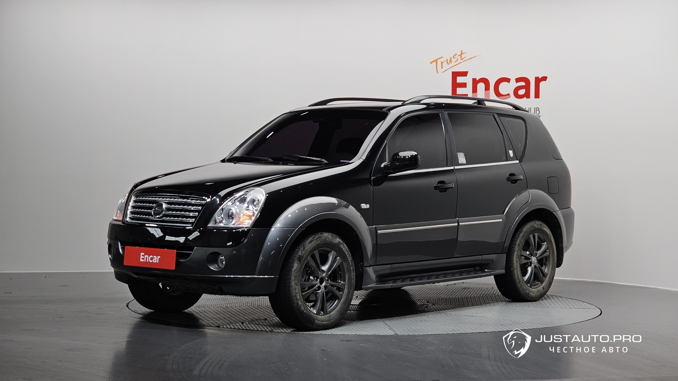 Автомобиль KG_Mobility_Ssangyong Rexton