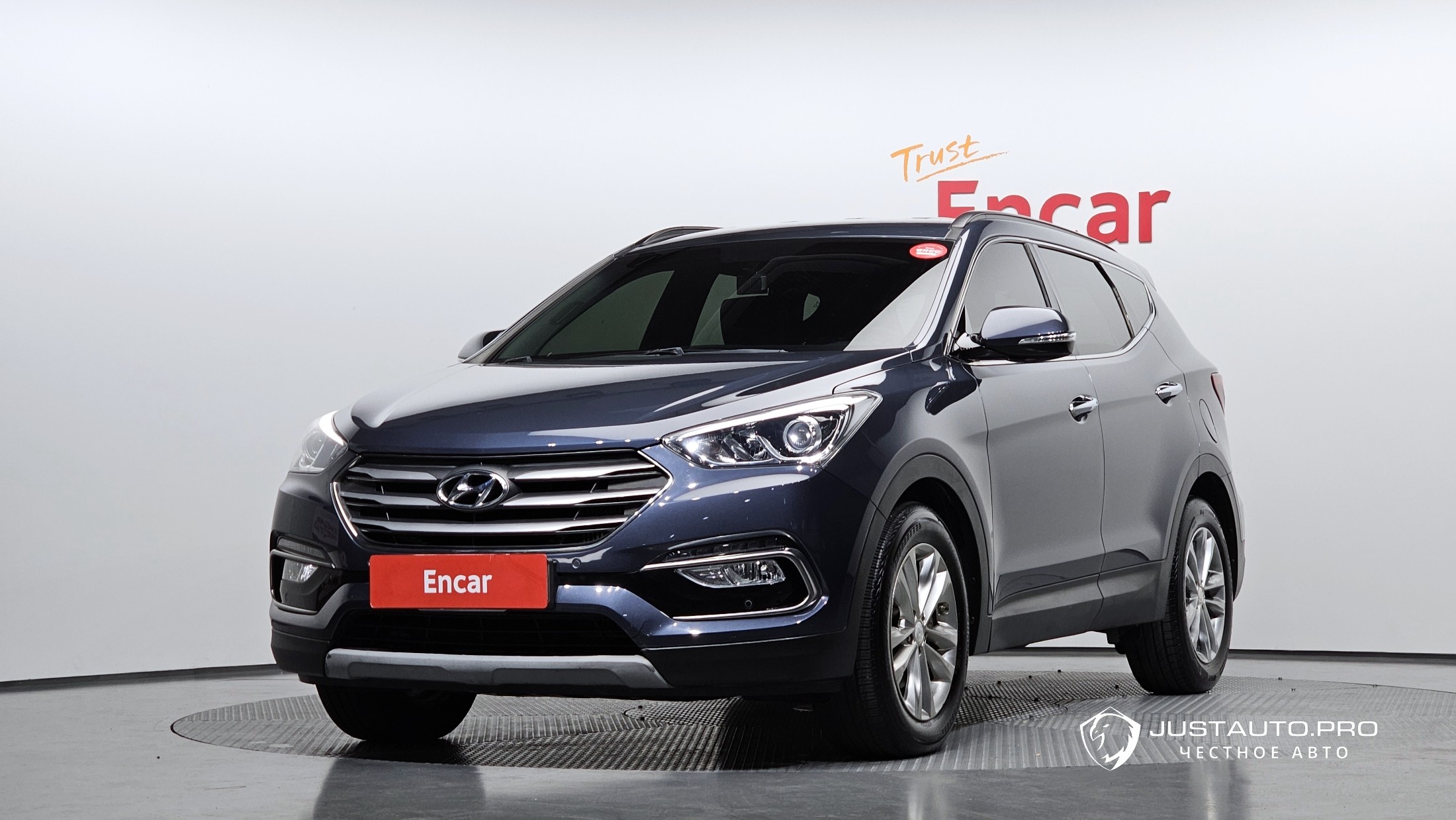 Автомобиль Hyundai Santafe