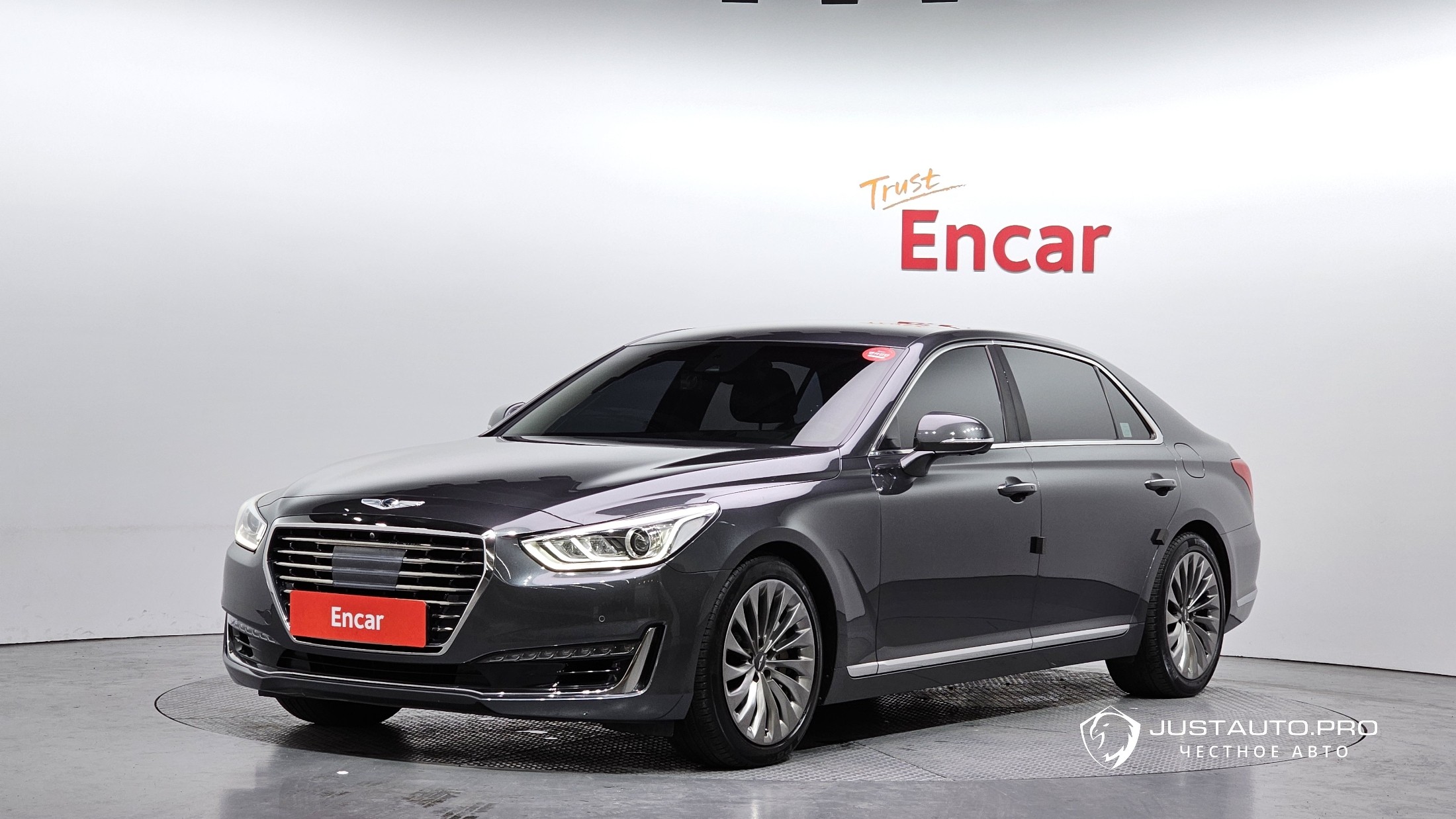 Автомобиль Genesis EQ900