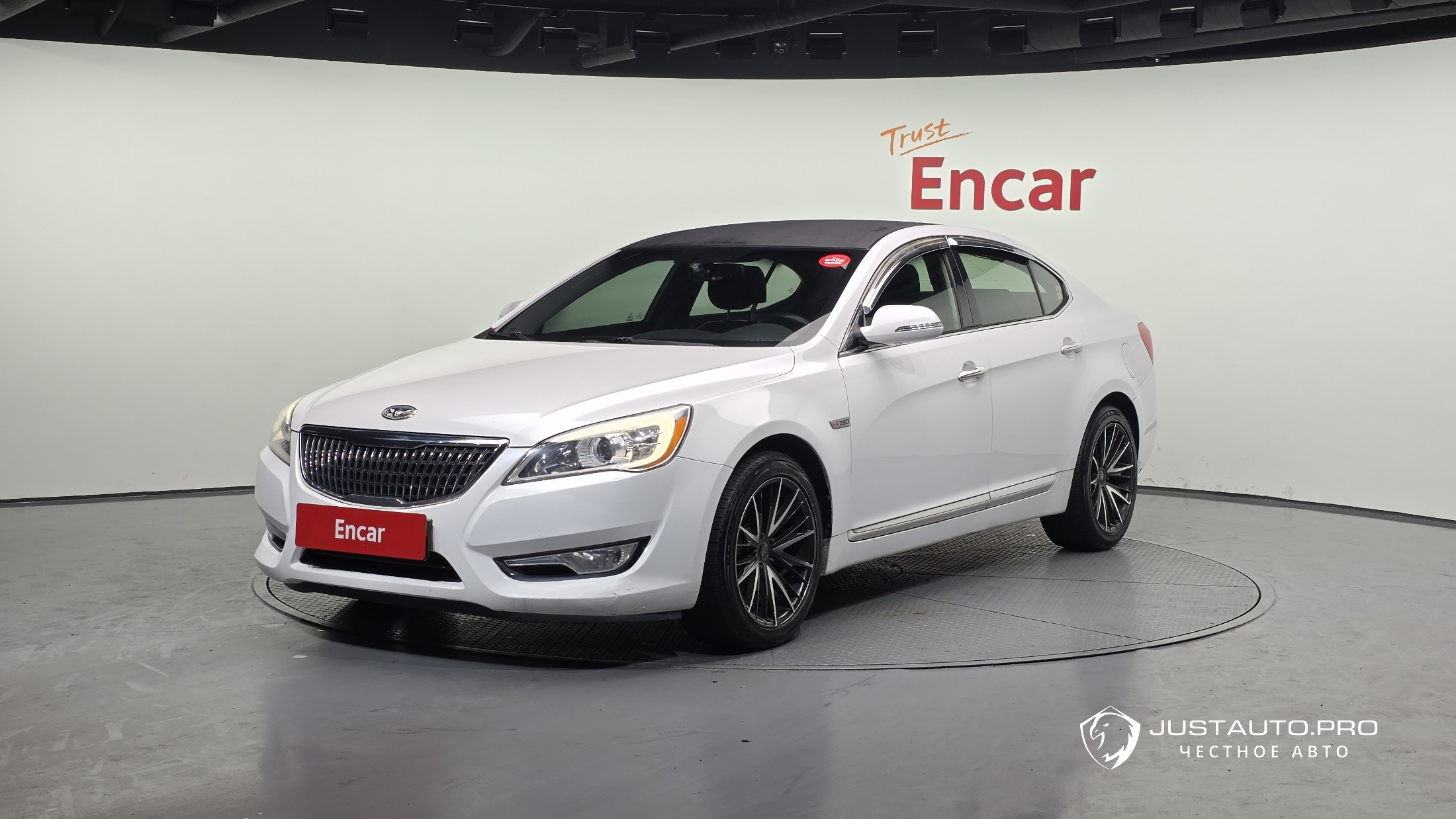 Автомобиль Kia K7