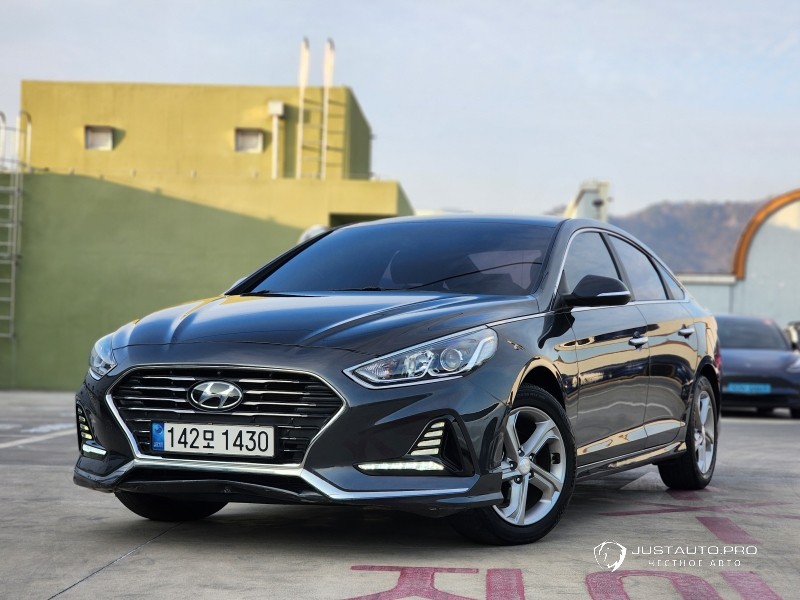 Автомобиль Hyundai Sonata