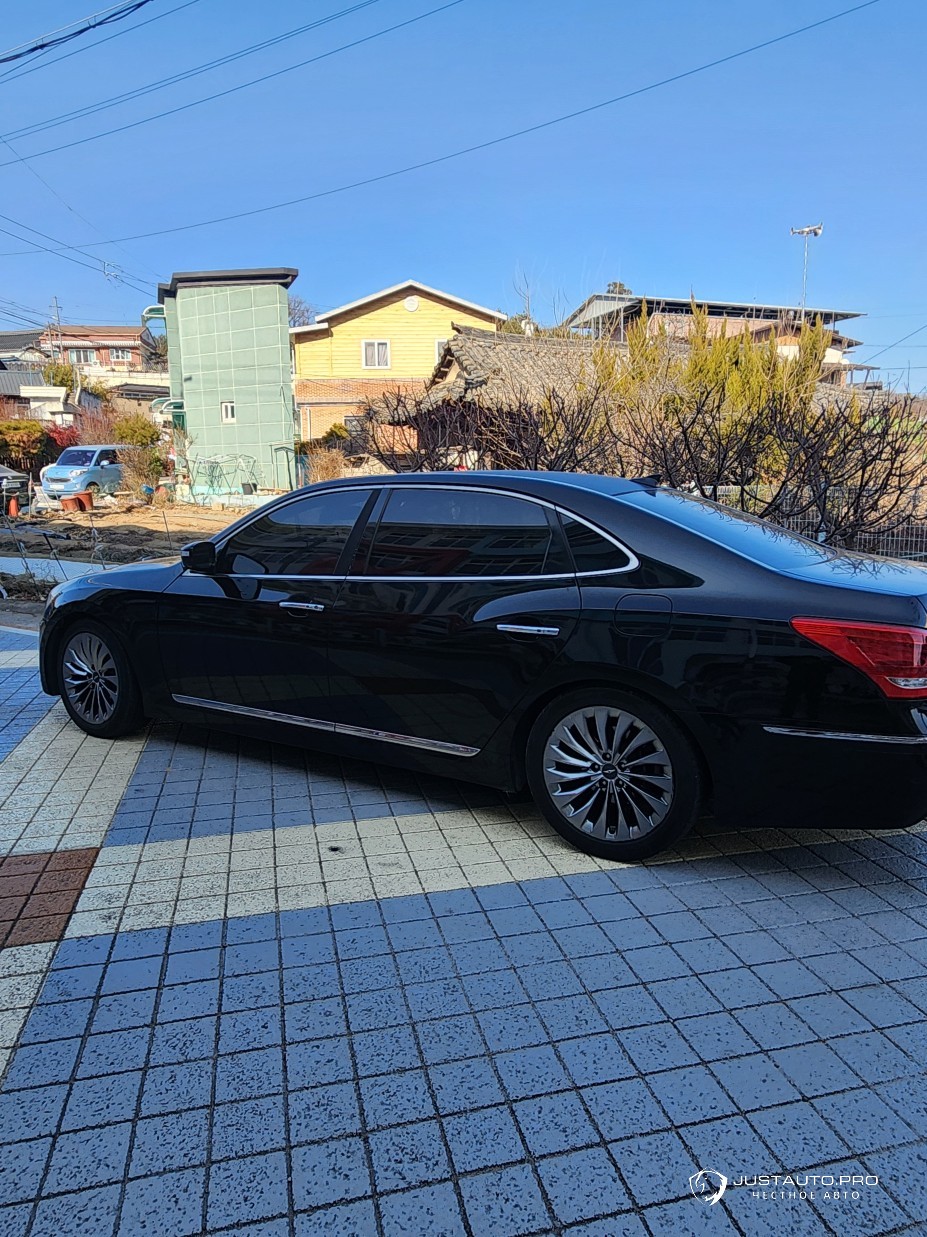 Автомобиль Hyundai Equus