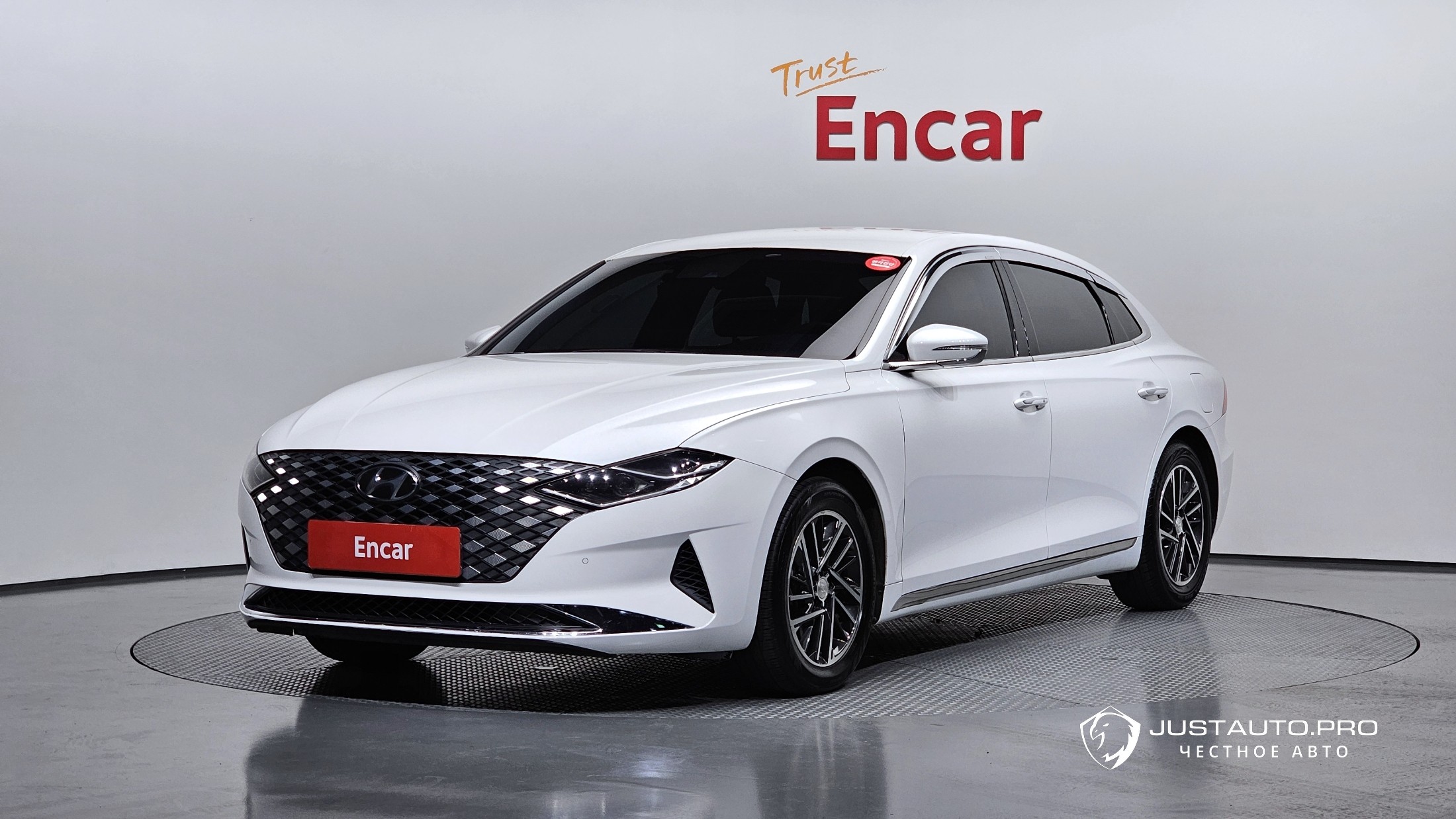 Автомобиль Hyundai Grandeur