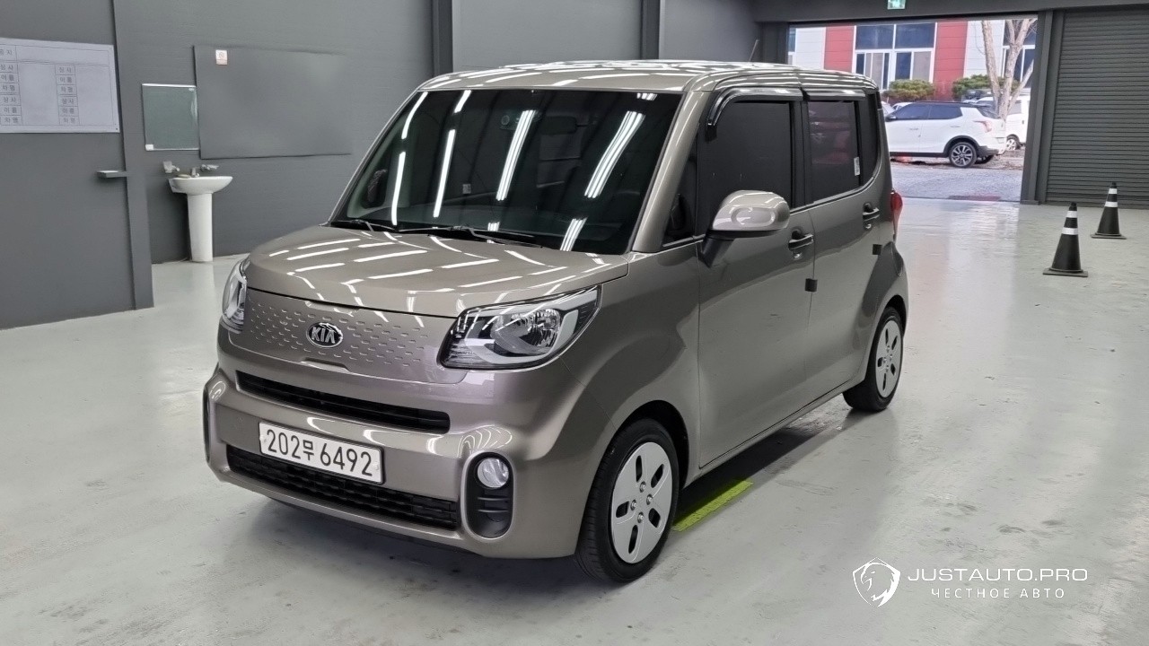 Автомобиль Kia RAY