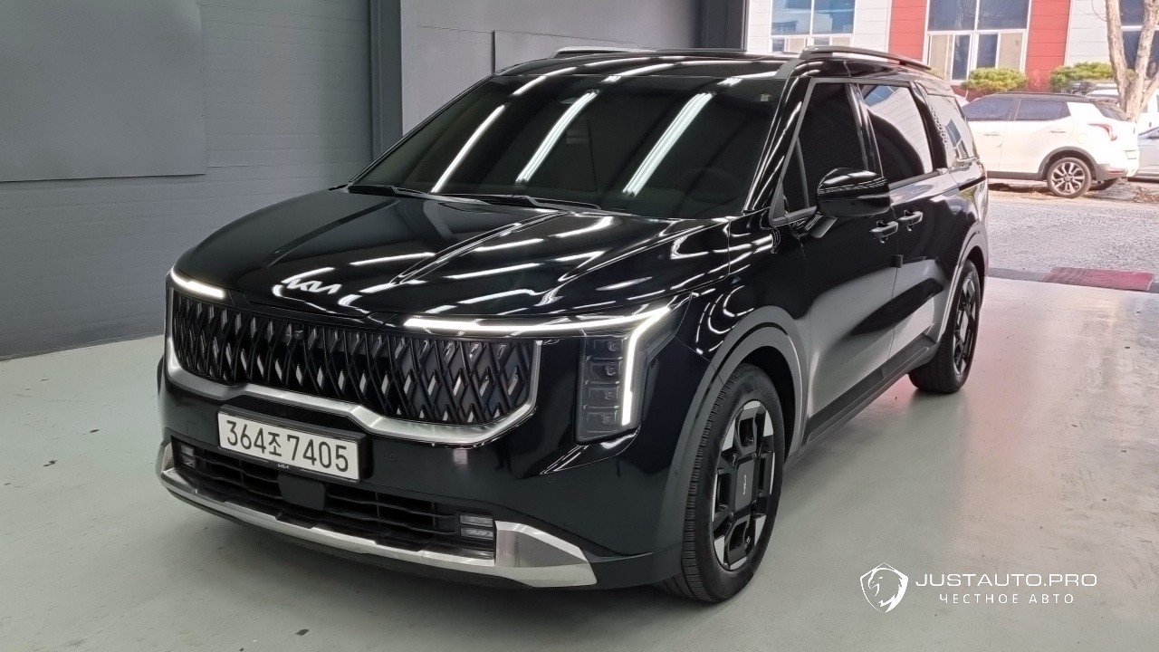 Автомобиль Kia Canival