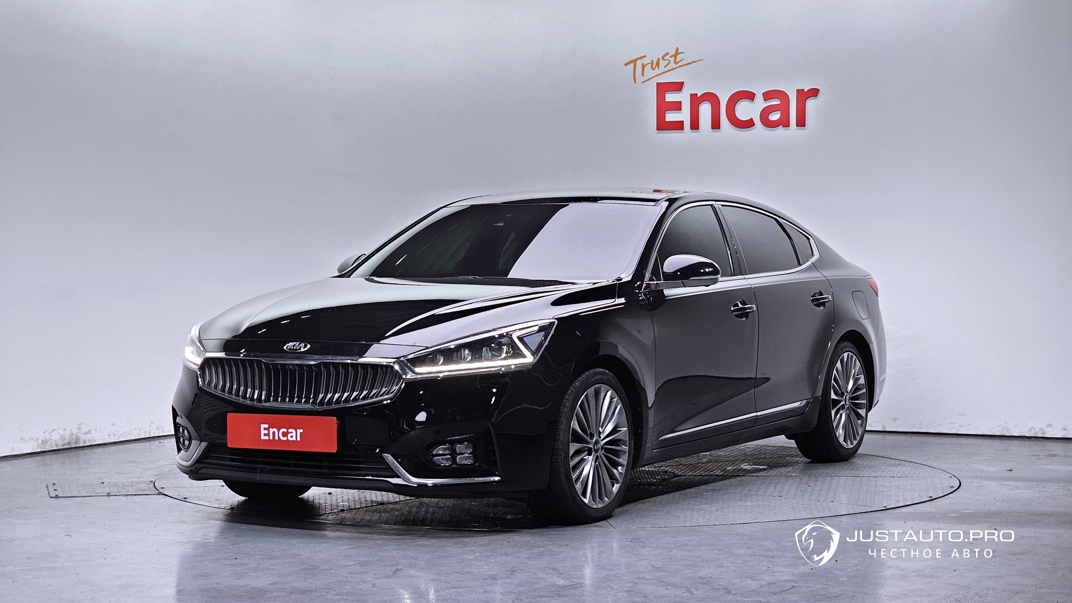 Автомобиль Kia K7