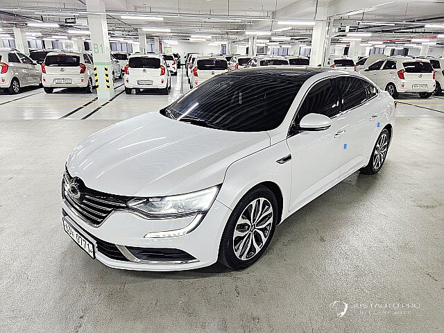 Автомобиль Renault-KoreaSamsung SM6