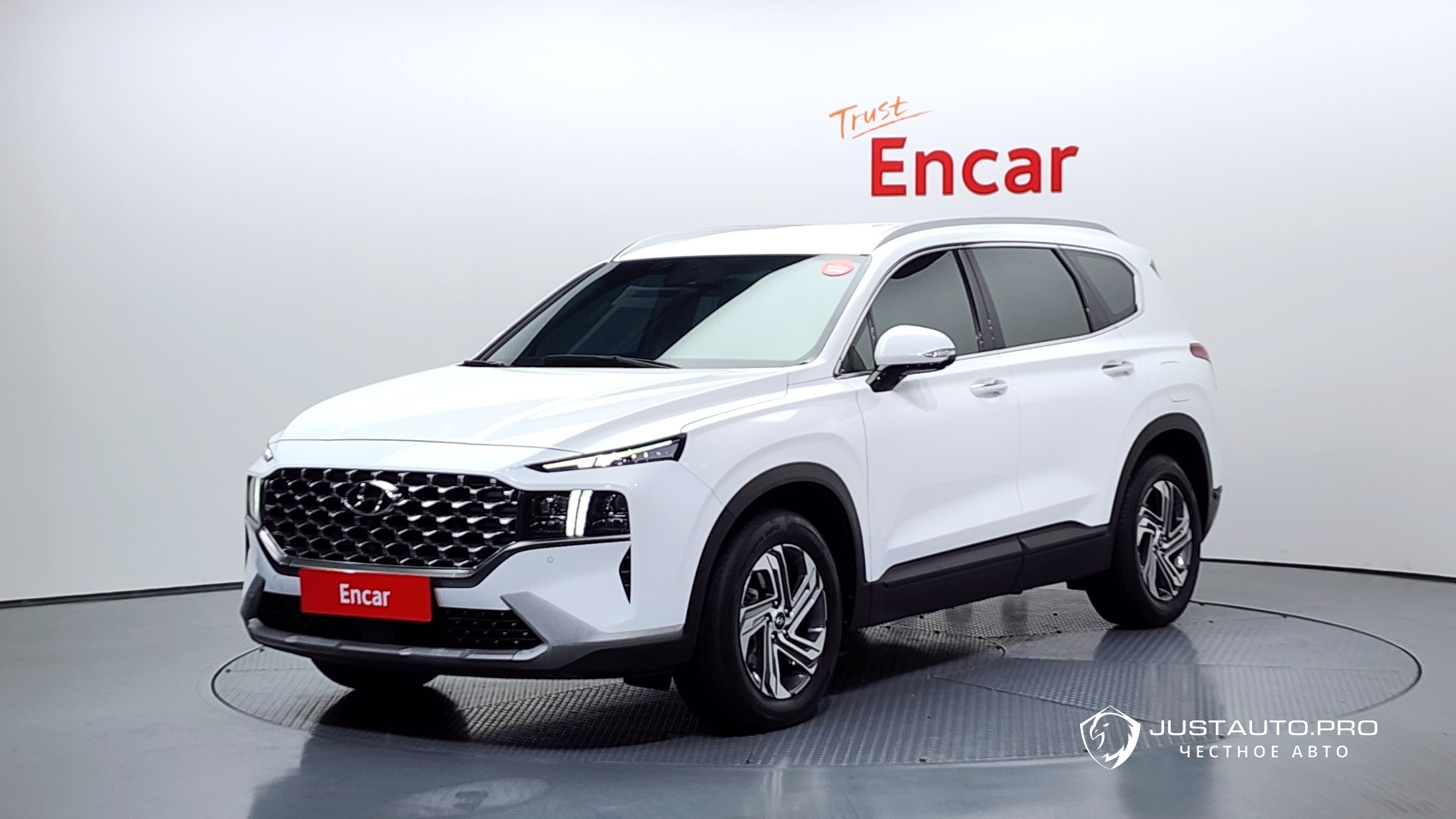 Автомобиль Hyundai Santafe