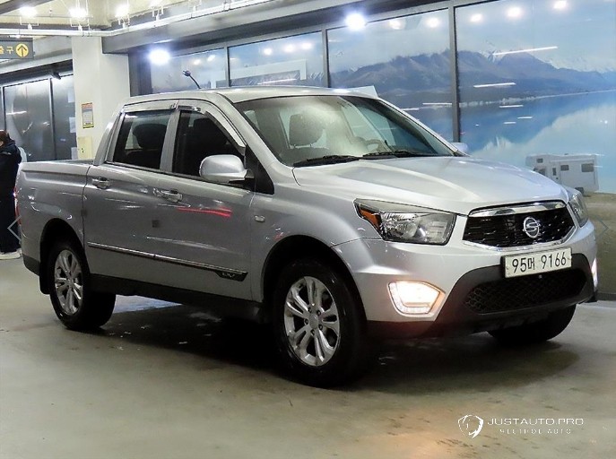 Автомобиль KG_Mobility_Ssangyong KORANDO