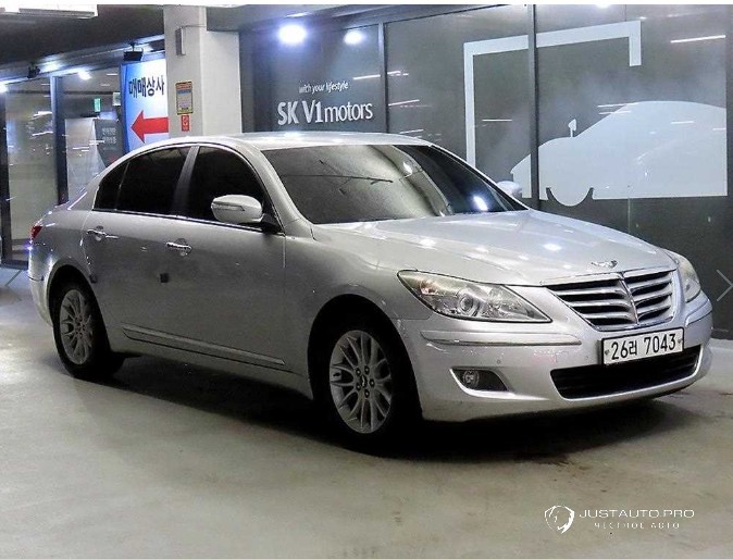 Автомобиль Hyundai Genesis