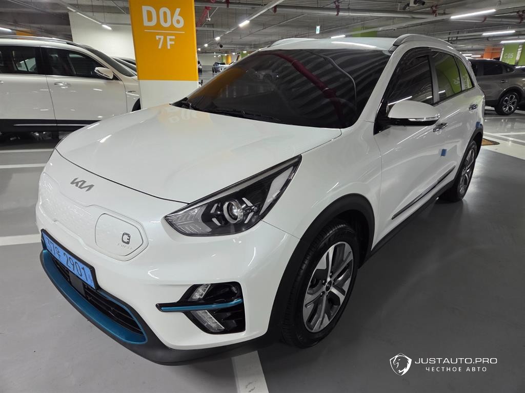 Автомобиль Kia Niro