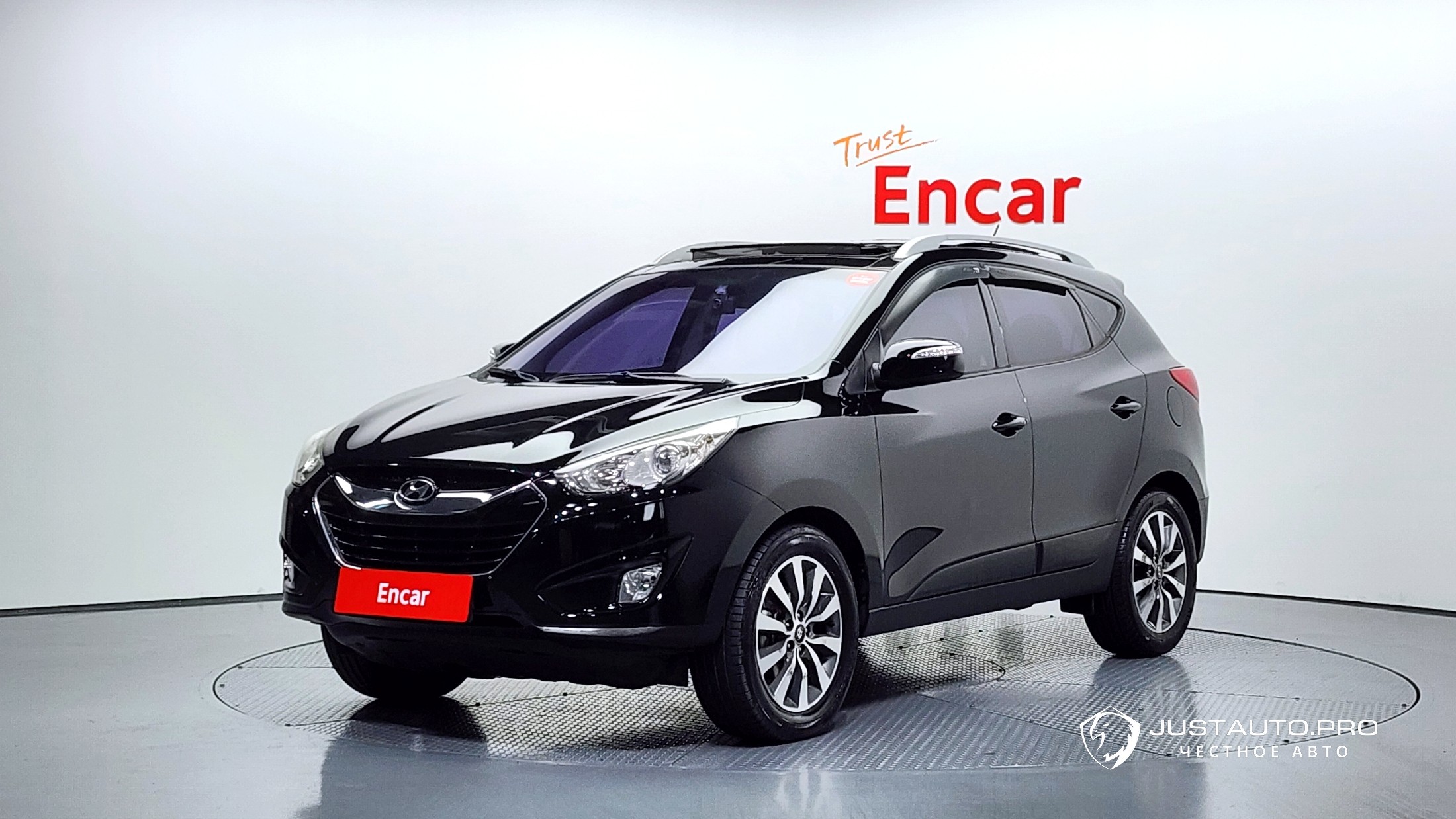 Автомобиль Hyundai Tucson