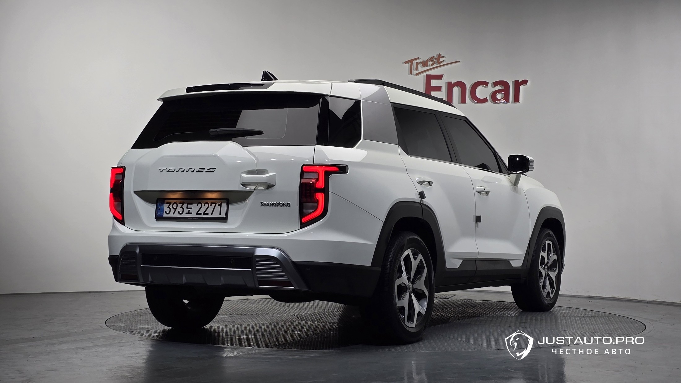 Автомобиль KG_Mobility_Ssangyong Torres