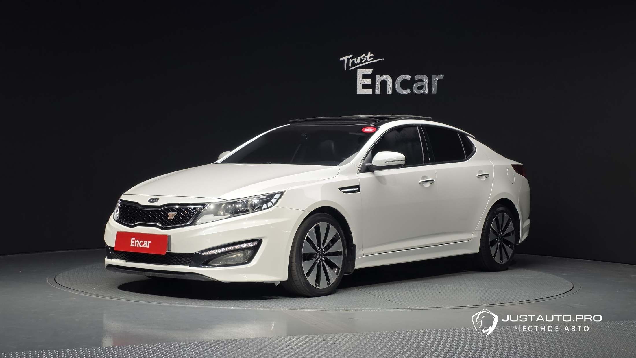 Автомобиль Kia K5