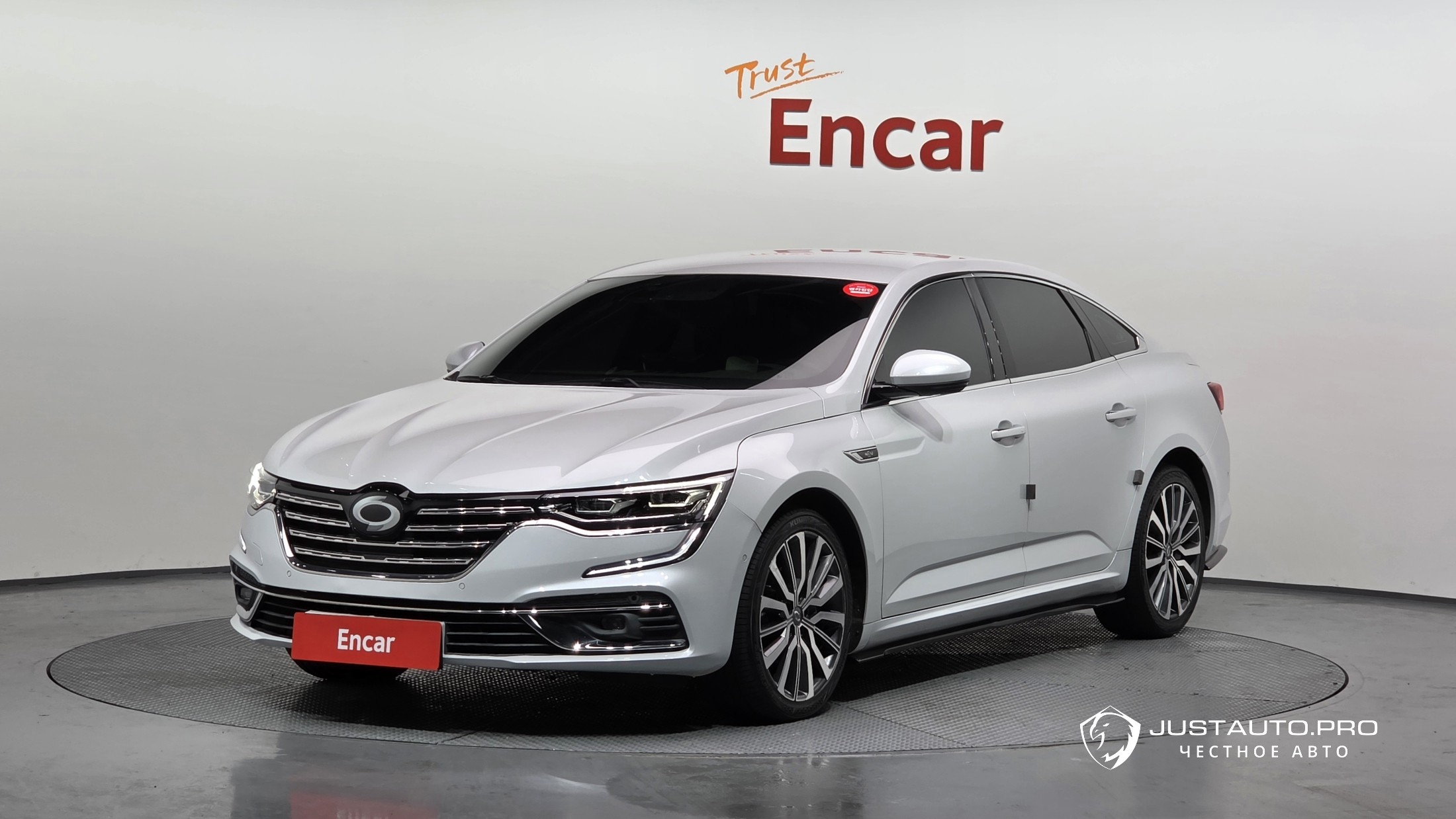 Автомобиль Renault-KoreaSamsung SM6