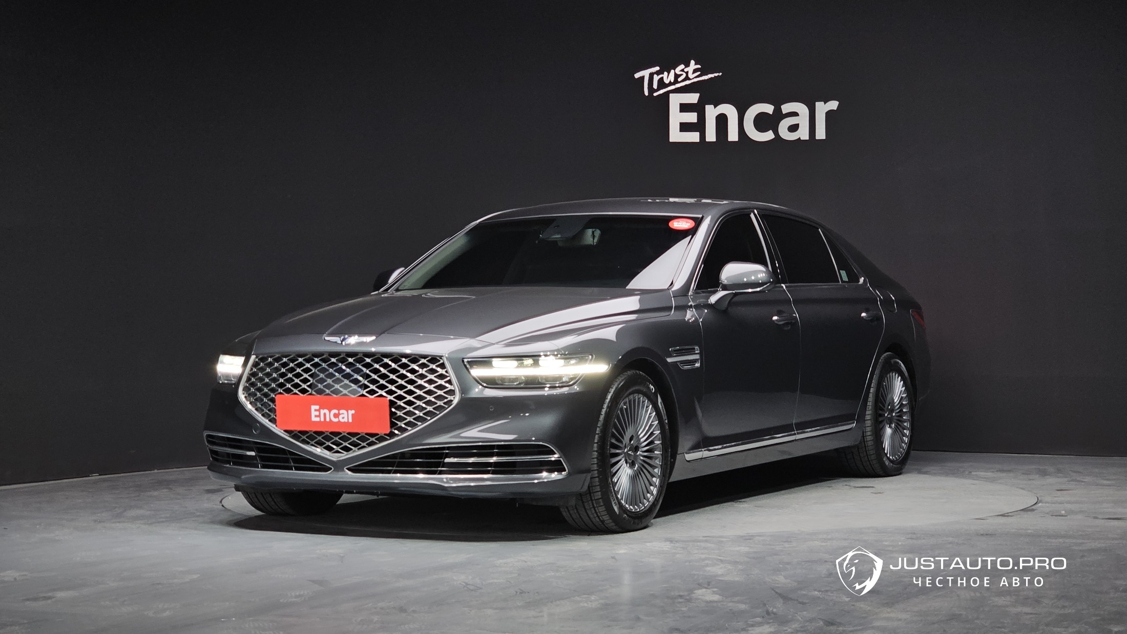 Автомобиль Genesis G90