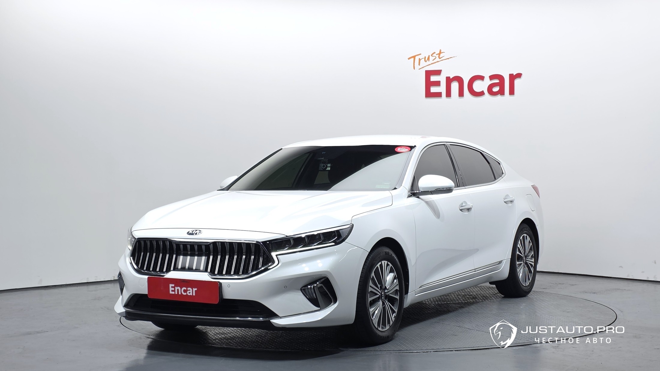 Автомобиль Kia K7