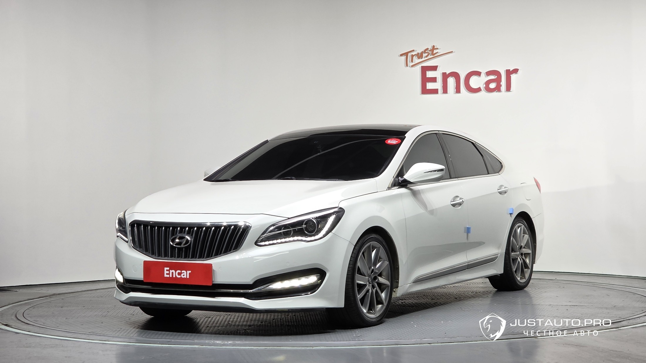 Автомобиль Hyundai Aslan