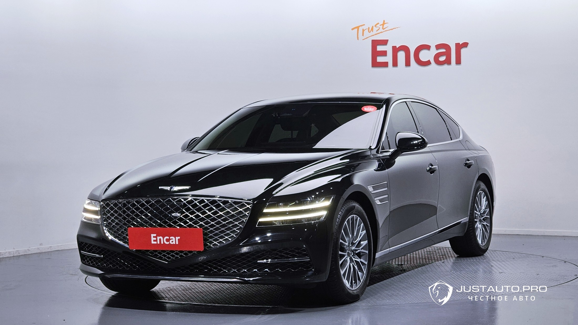 Автомобиль Genesis G80