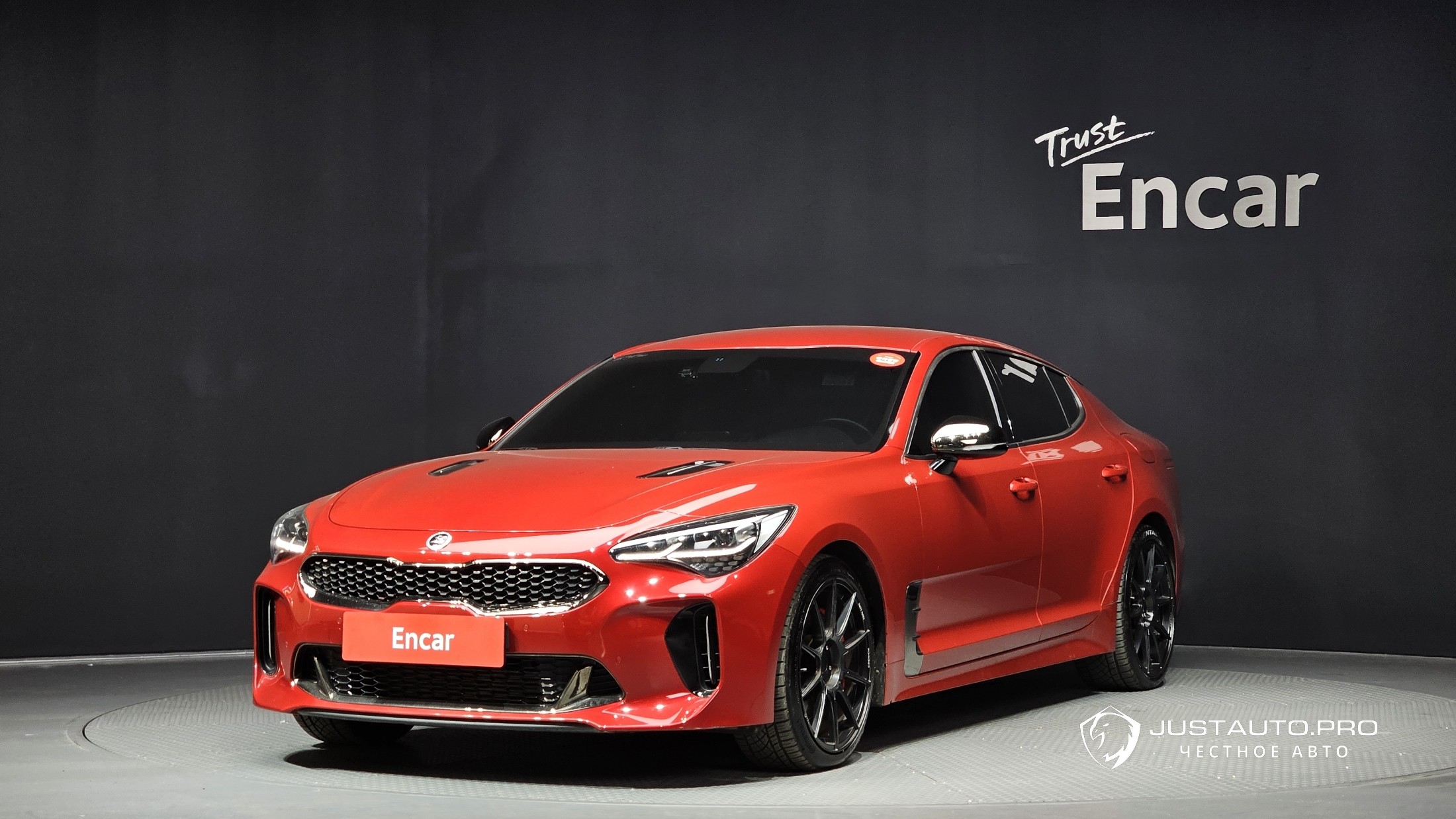 Автомобиль Kia Stinger