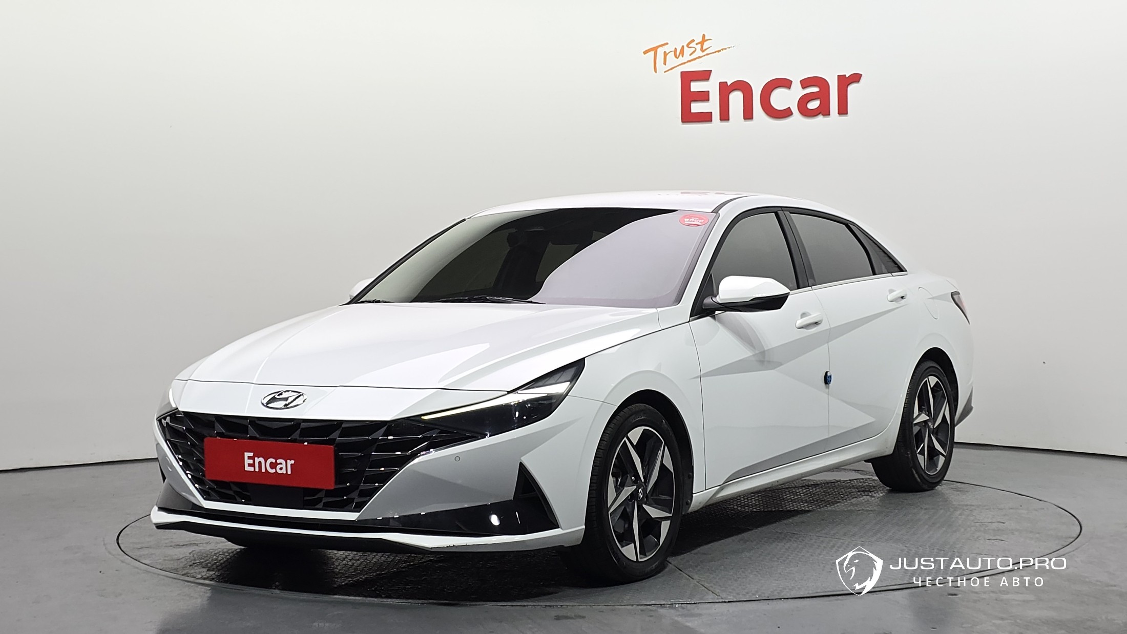 Автомобиль Hyundai AVANTE