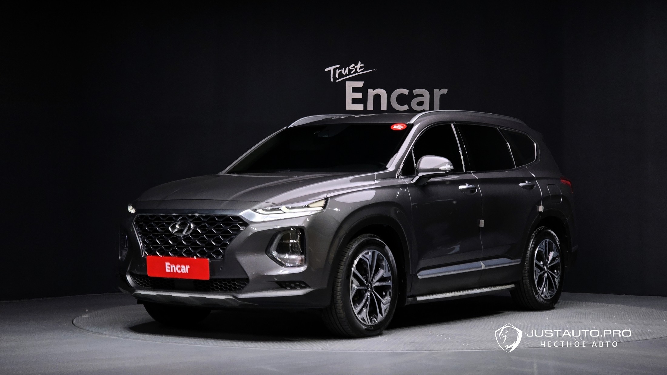 Автомобиль Hyundai Santafe