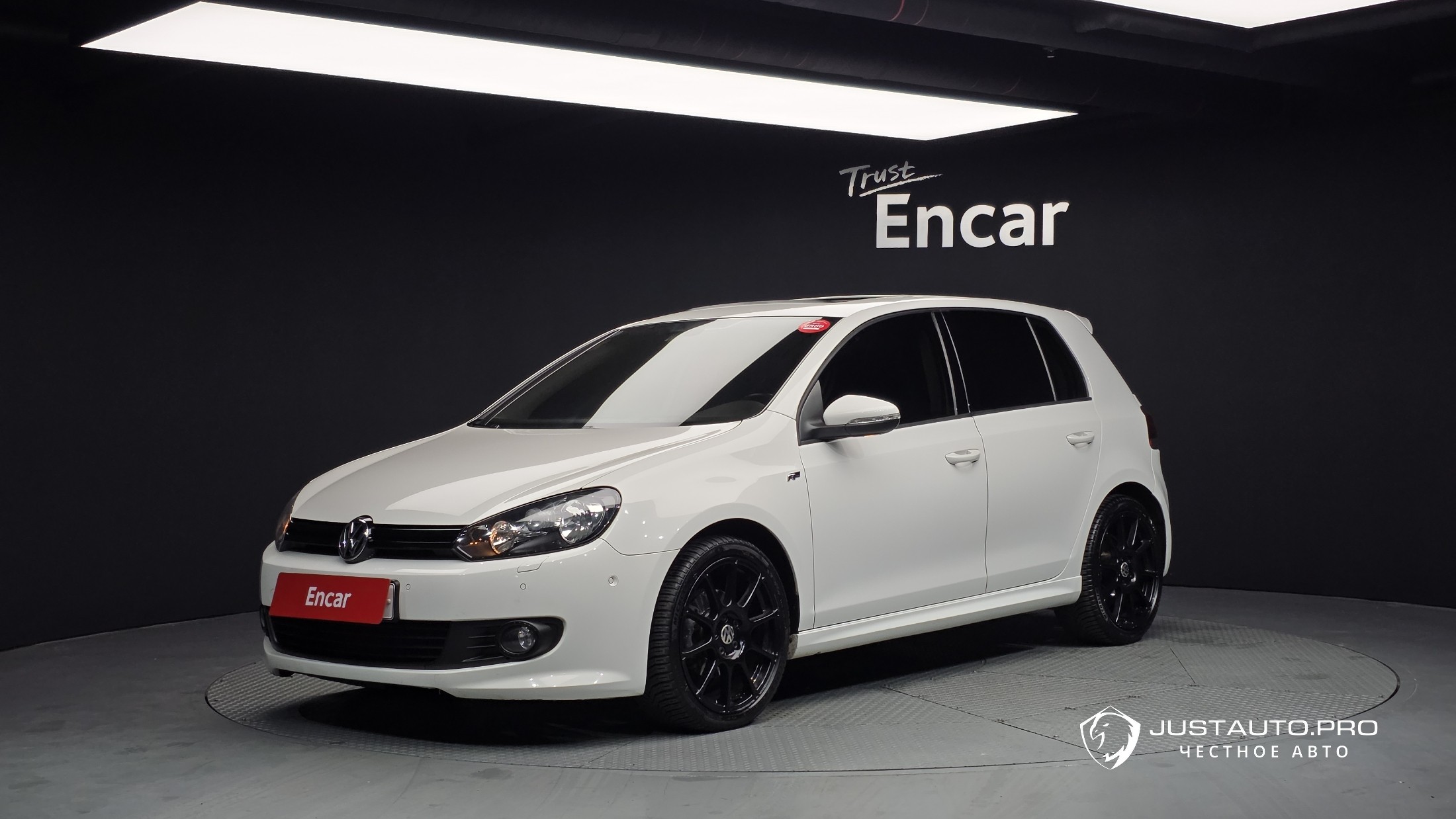 Автомобиль Volkswagen Golf