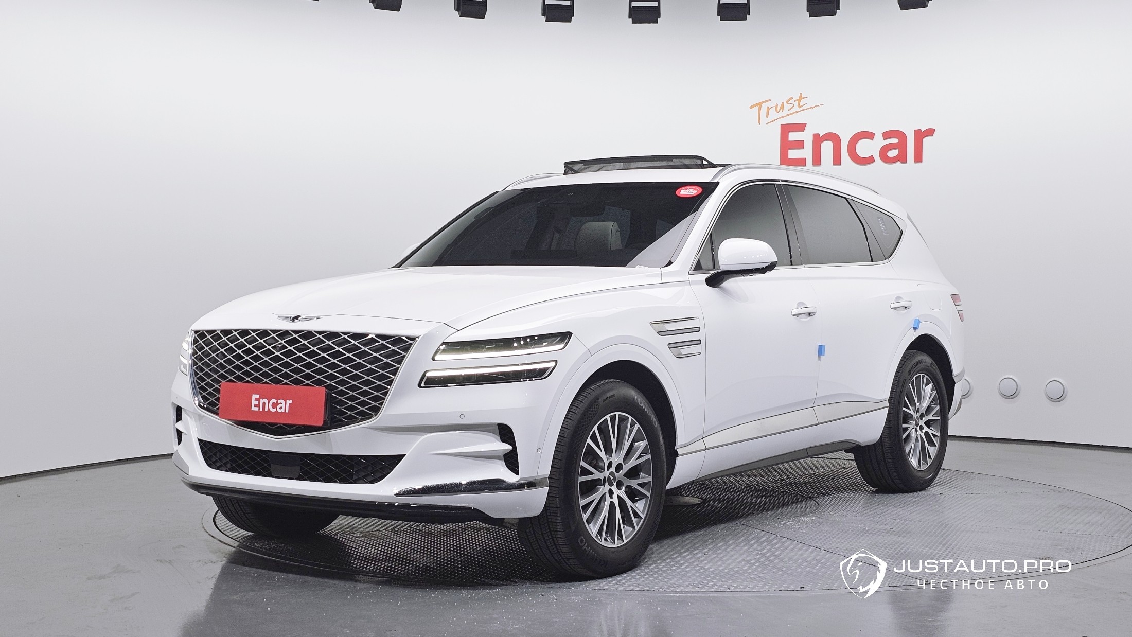 Автомобиль Genesis GV80