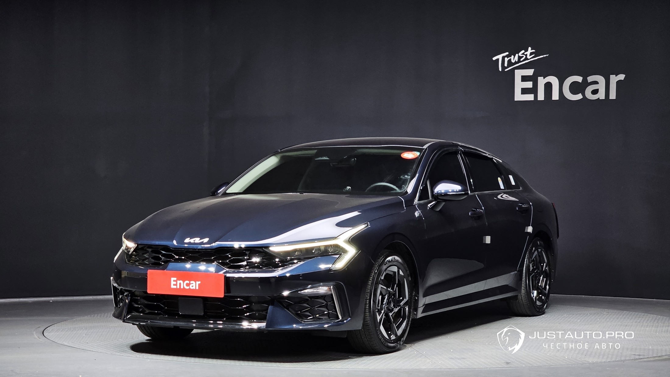 Автомобиль Kia K5