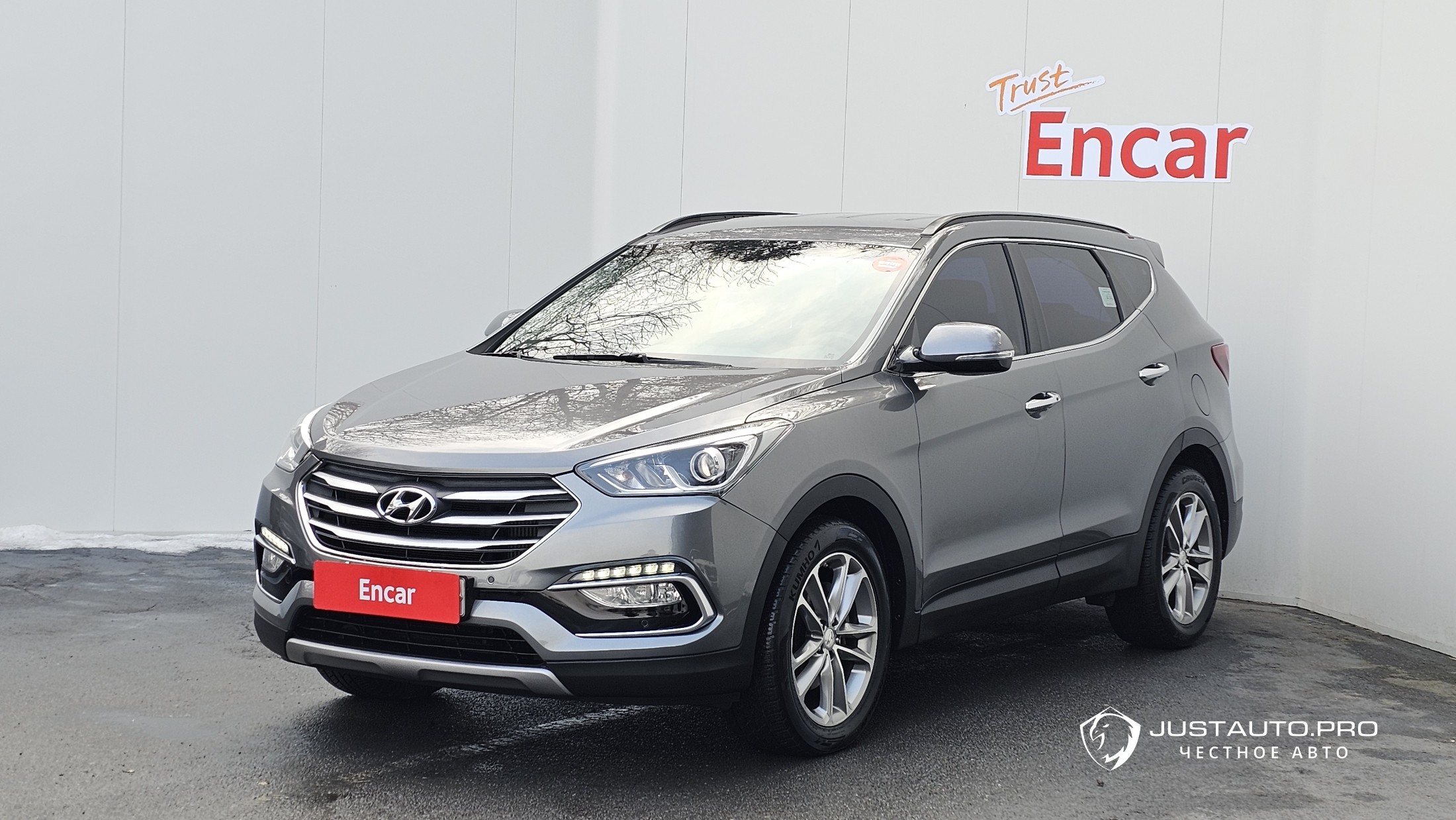 Автомобиль Hyundai Santafe