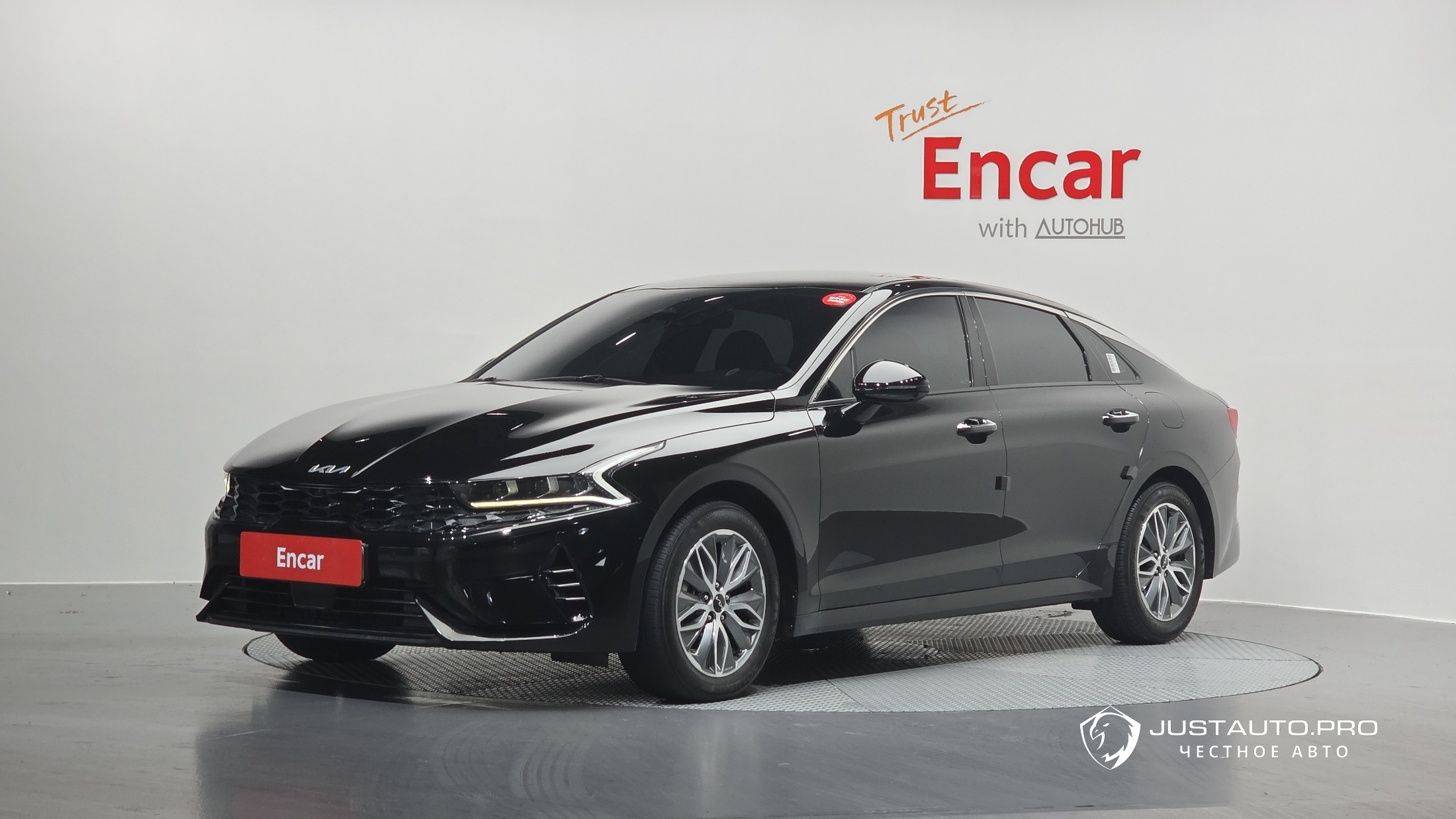 Автомобиль Kia K5