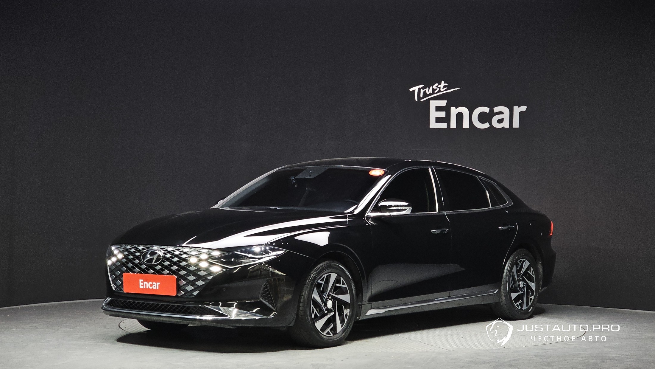 Автомобиль Hyundai Grandeur