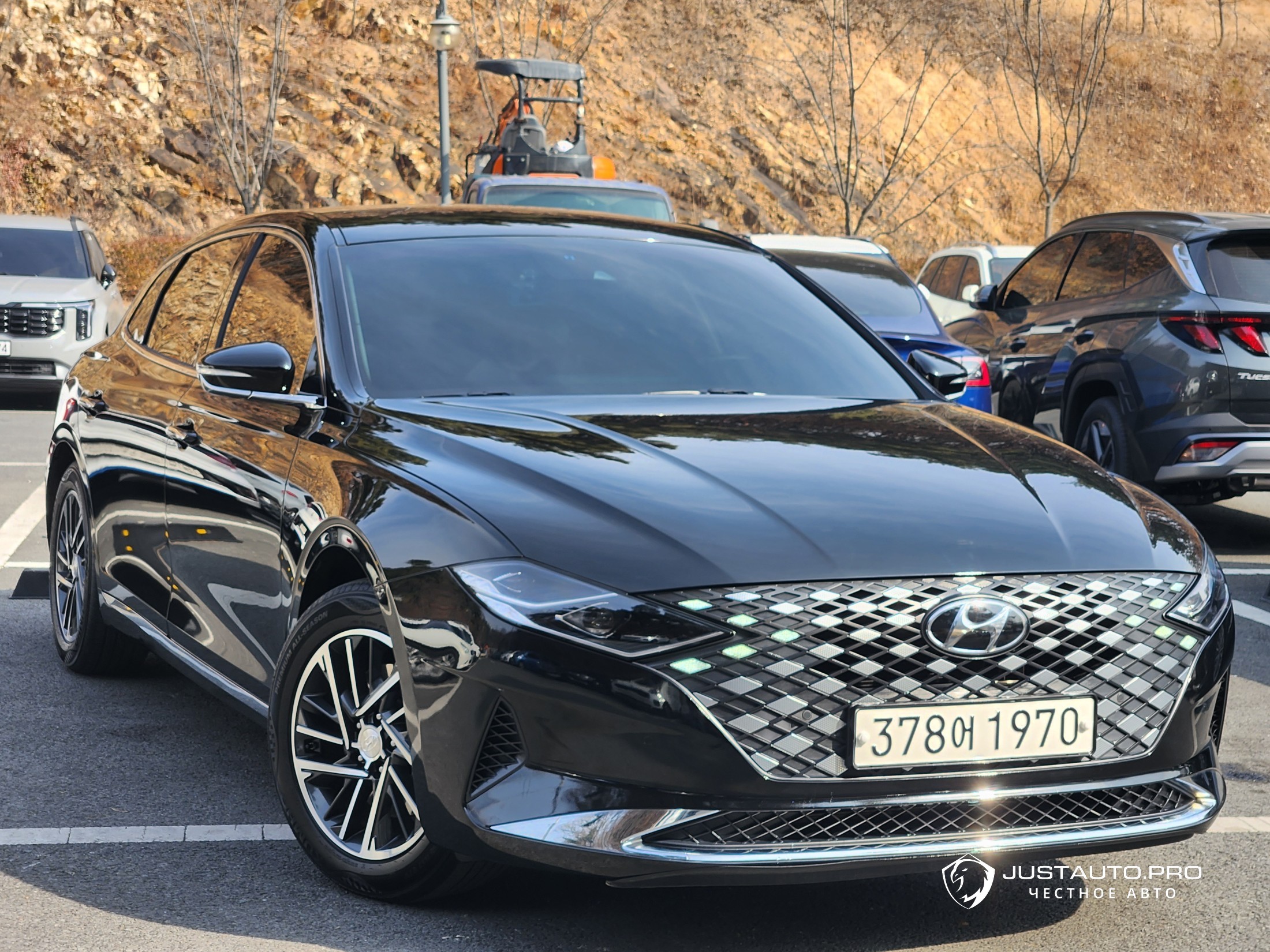 Автомобиль Hyundai Grandeur