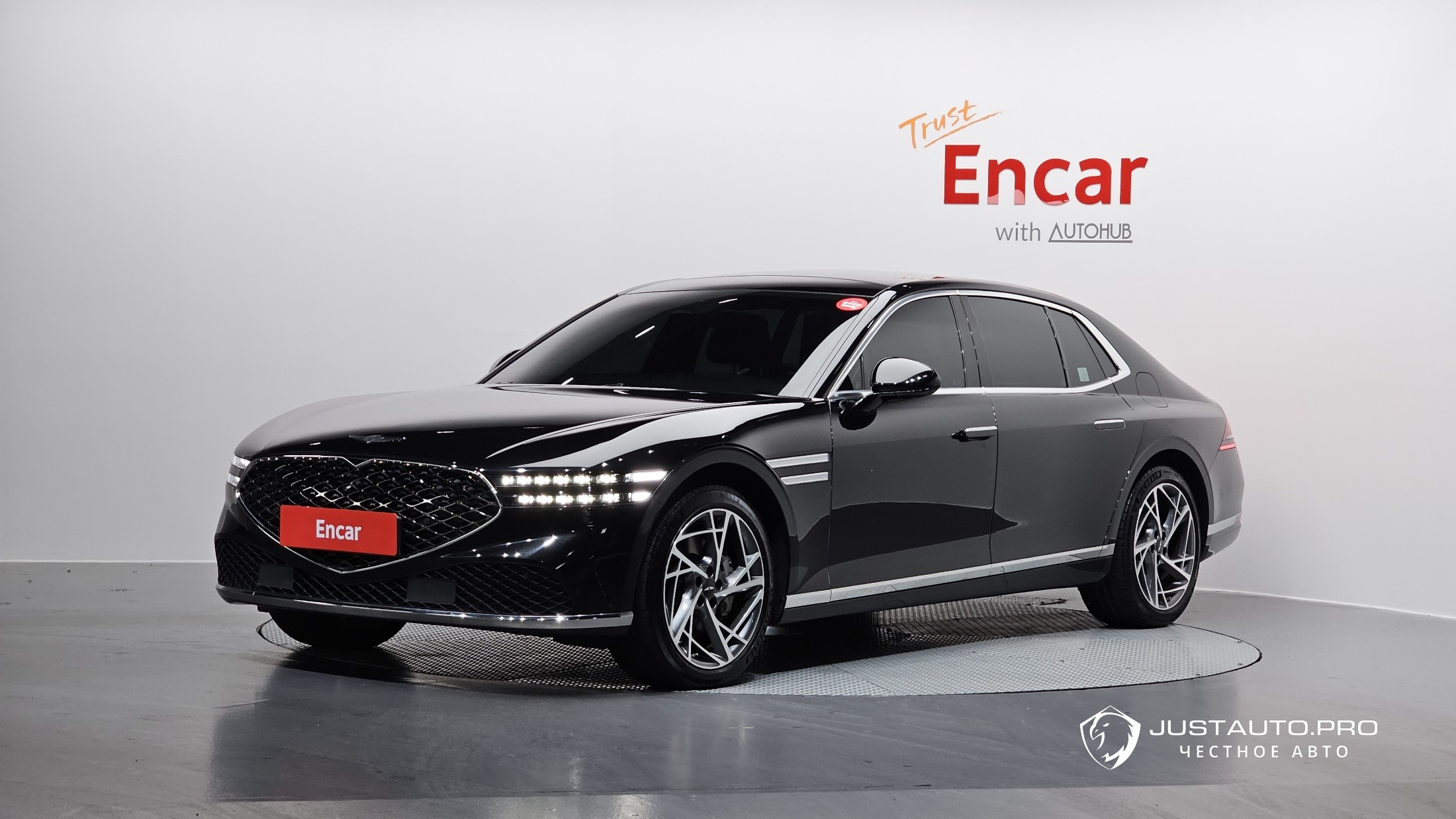 Автомобиль Genesis G90