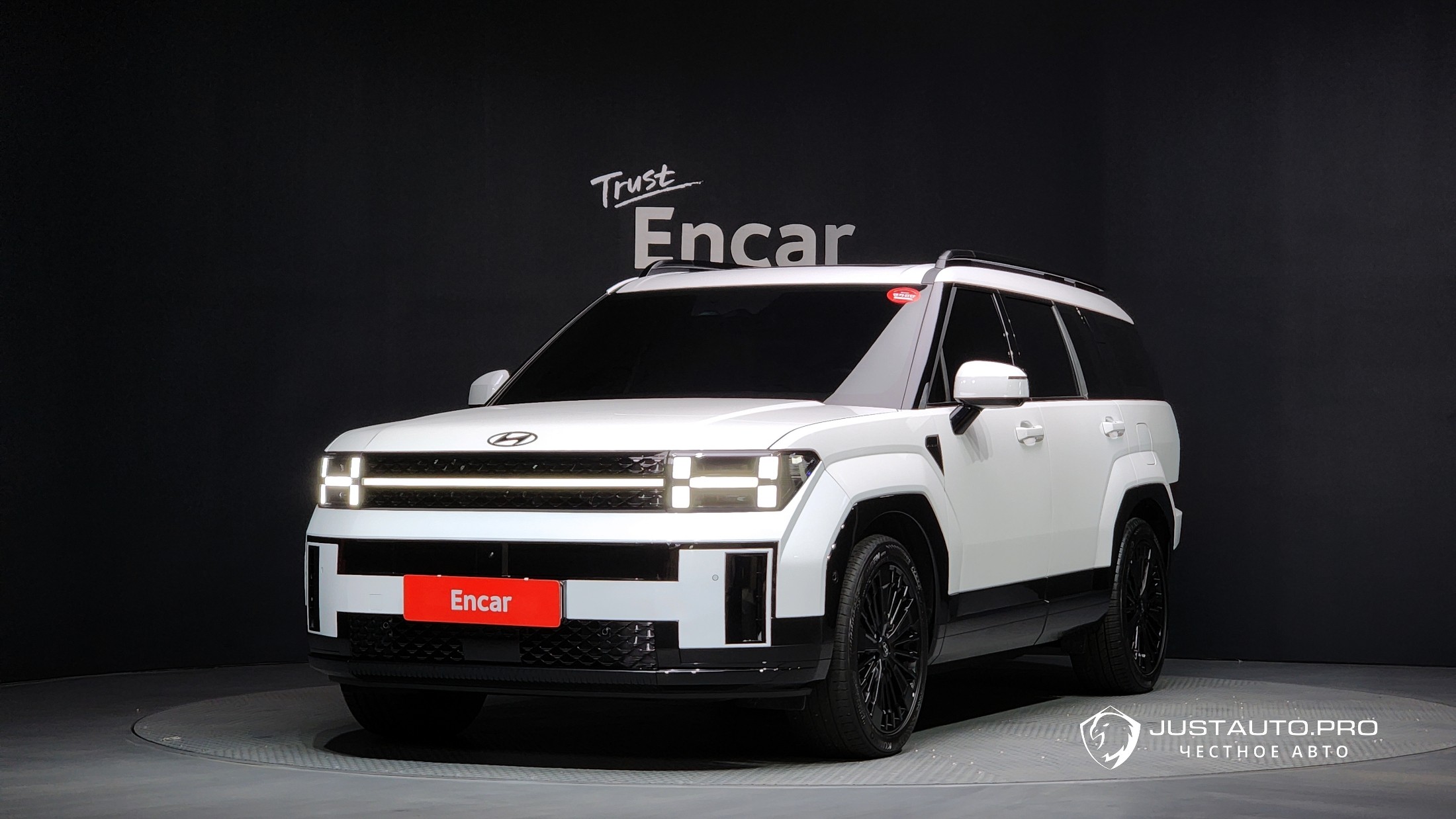 Автомобиль Hyundai Santafe