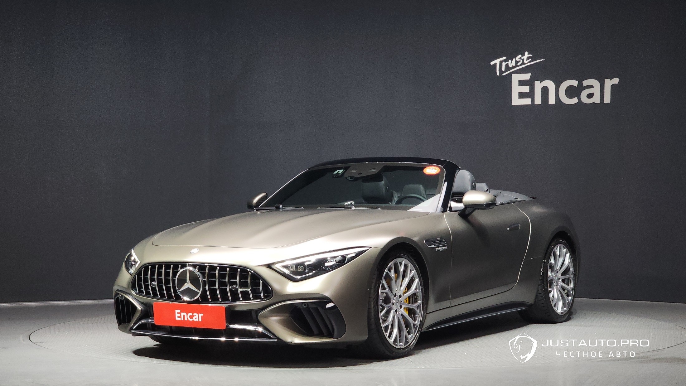 Автомобиль Mercedes-Benz SL-Class