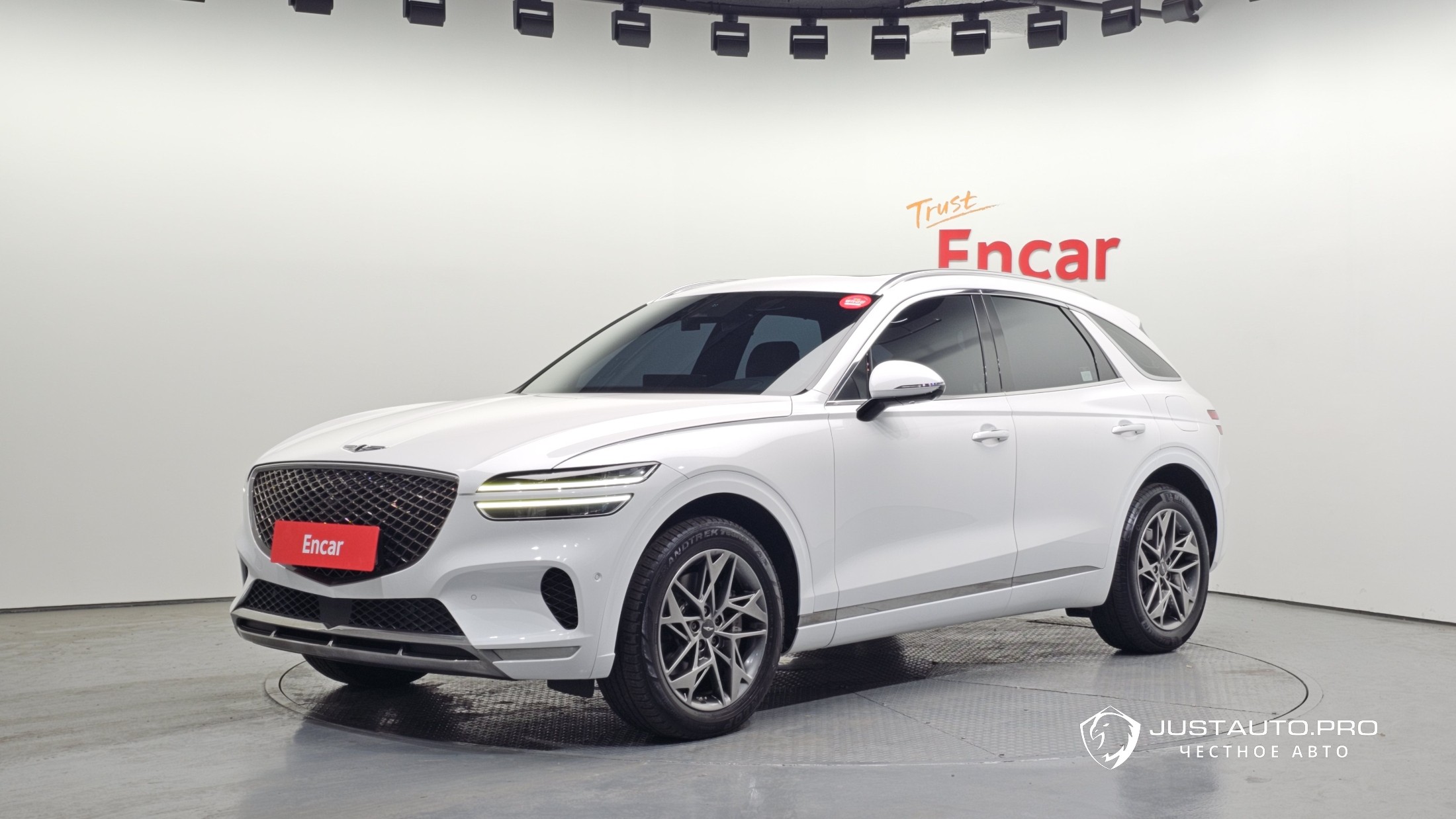 Автомобиль Genesis GV70