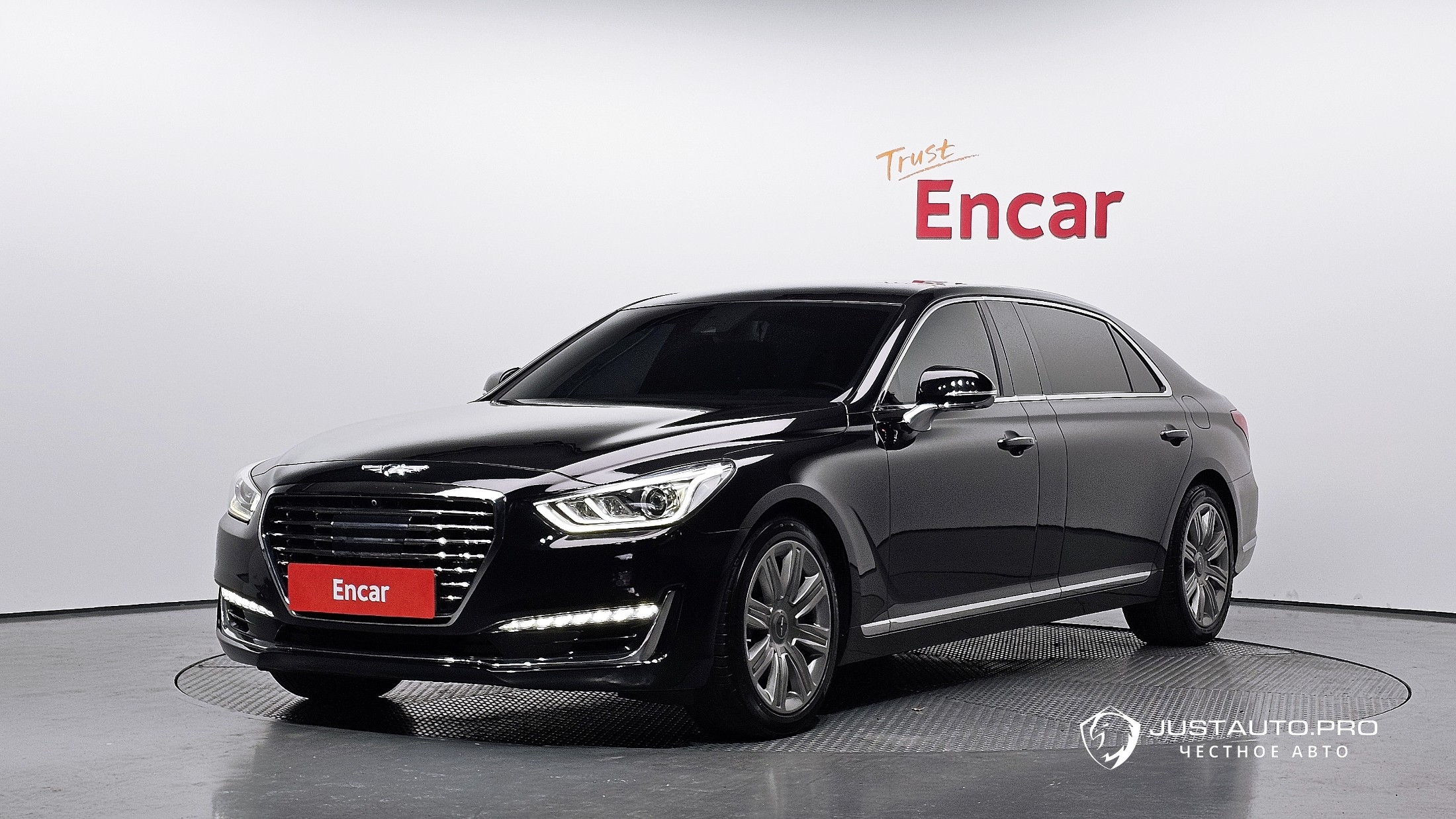 Автомобиль Genesis EQ900