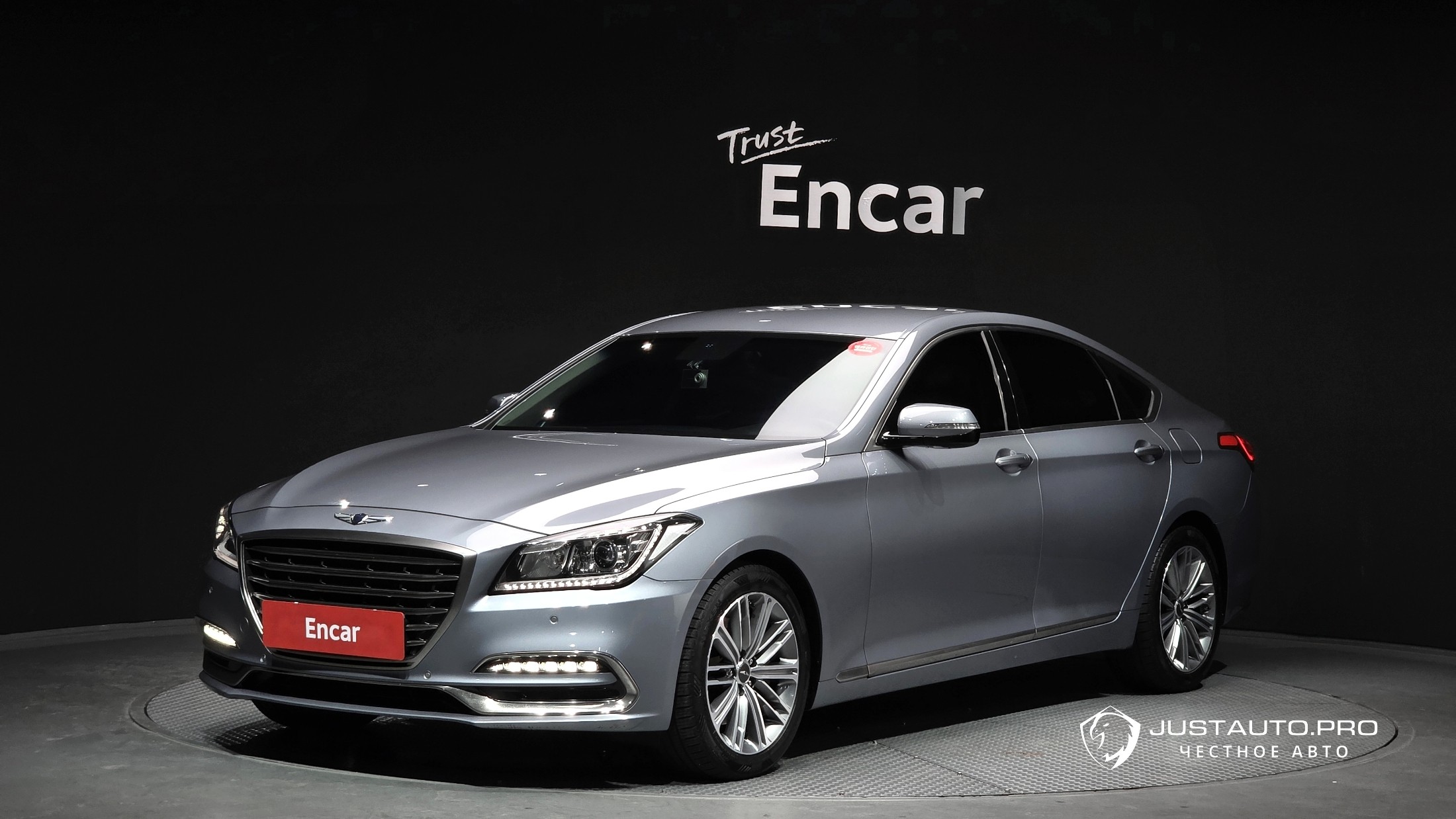 Автомобиль Genesis G80