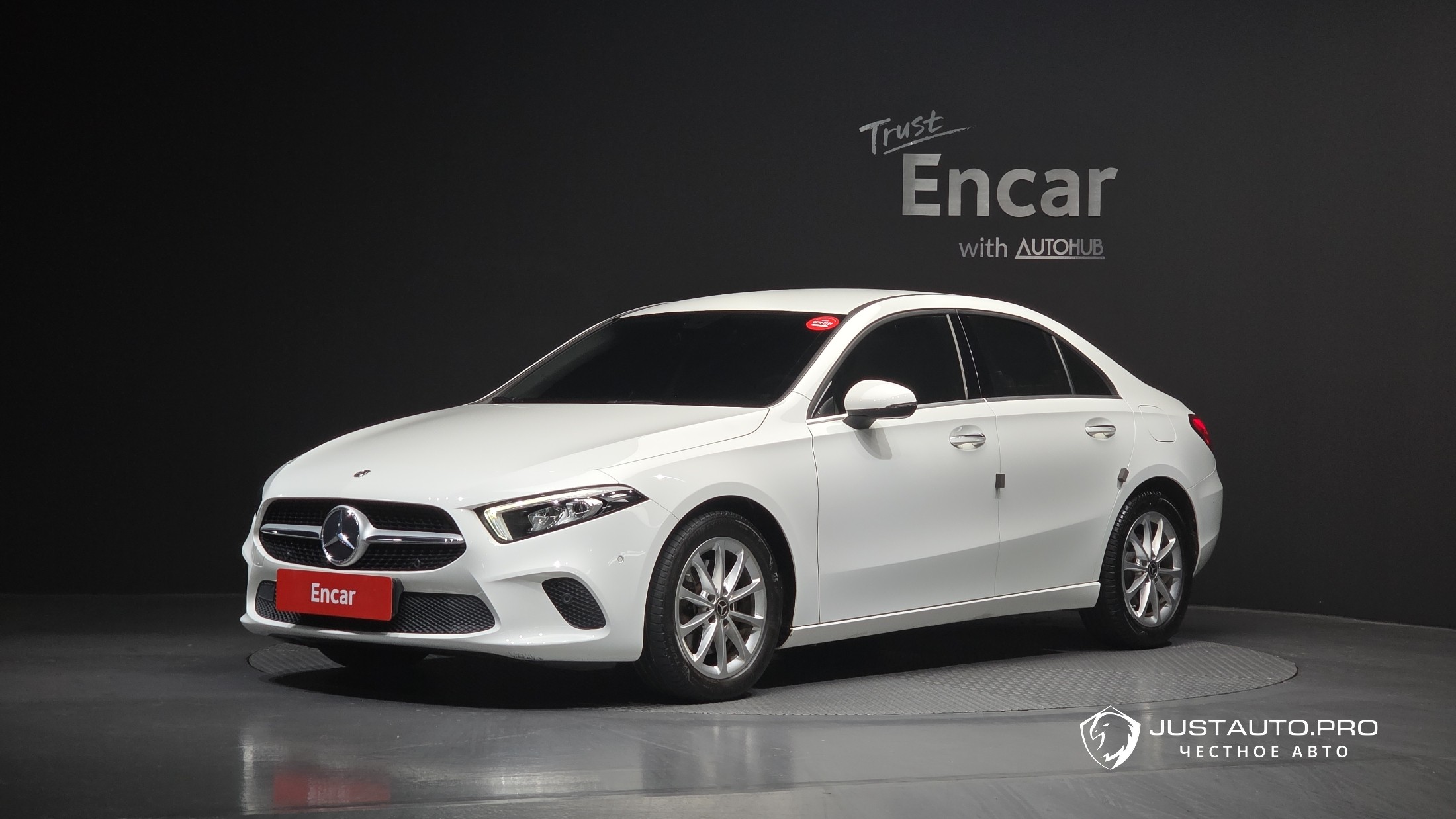 Автомобиль Mercedes-Benz A-Class