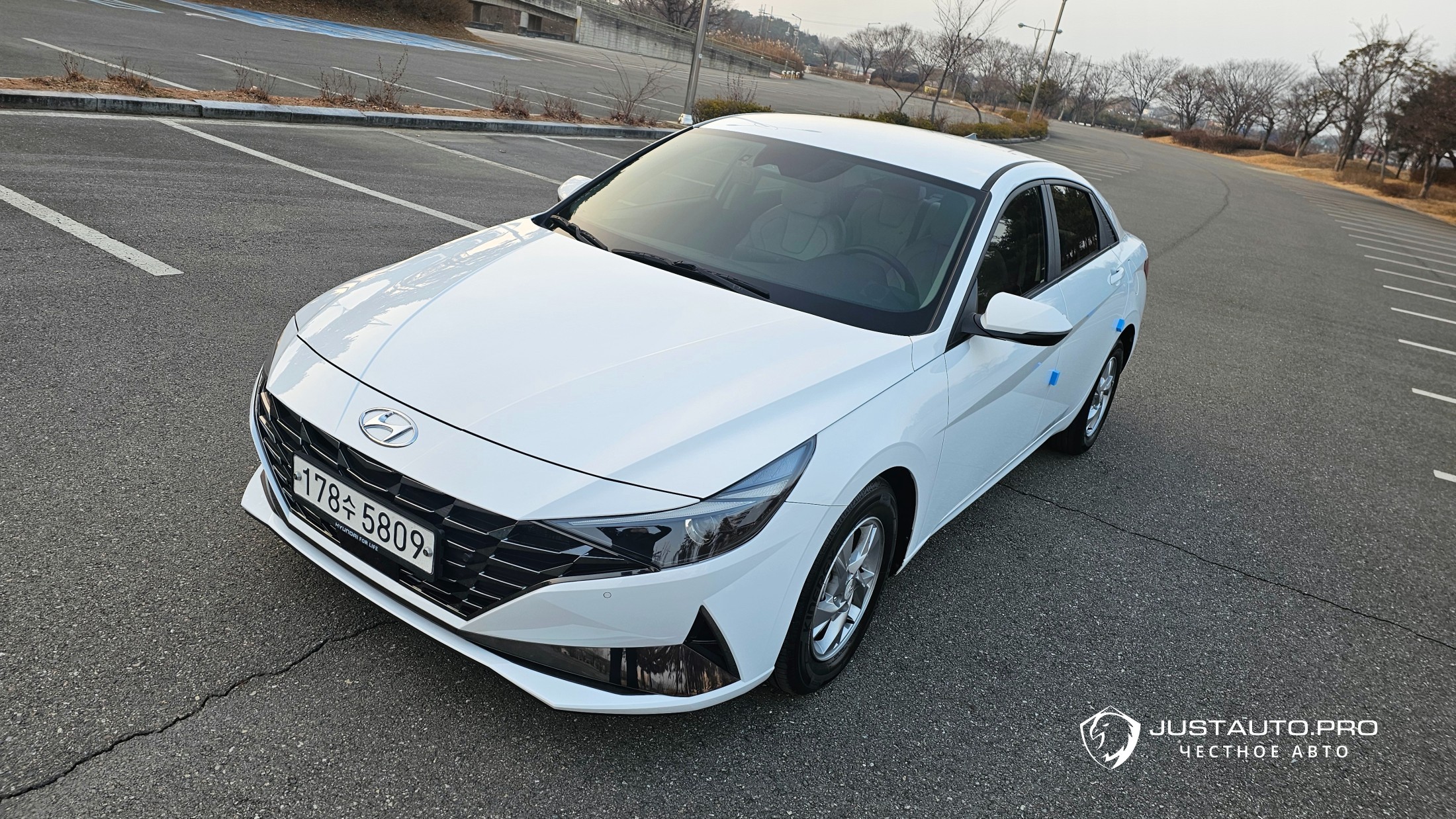 Автомобиль Hyundai AVANTE