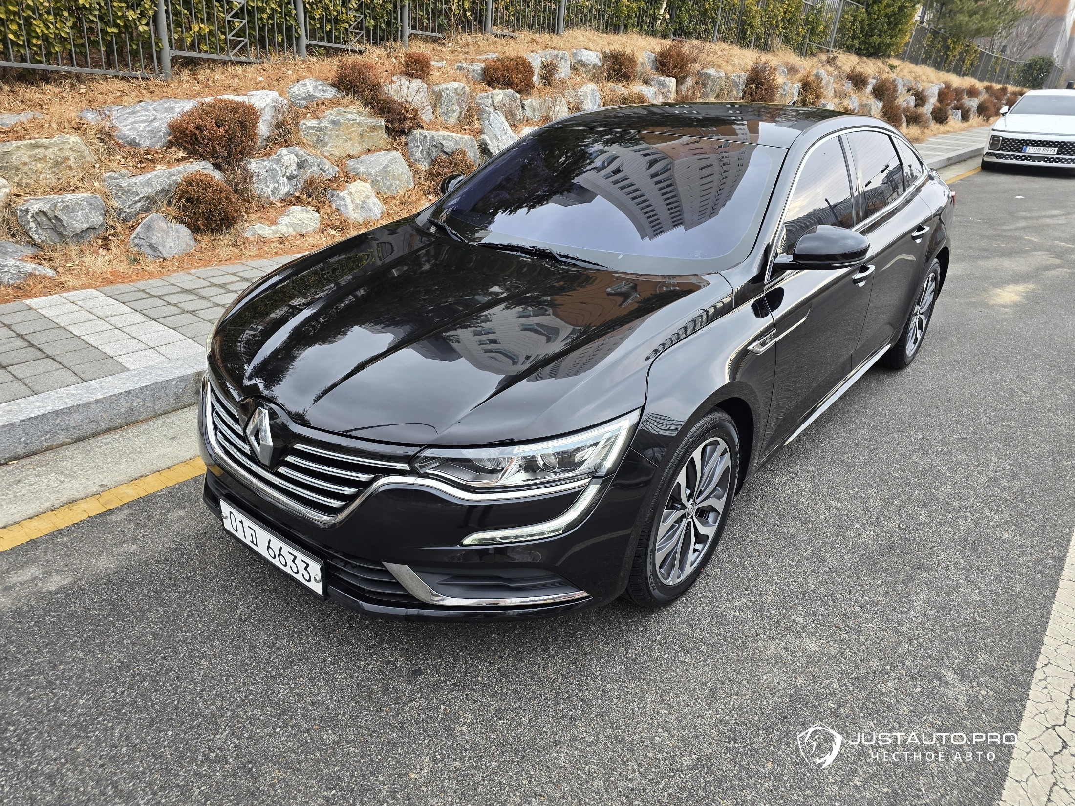 Автомобиль Renault-KoreaSamsung SM6