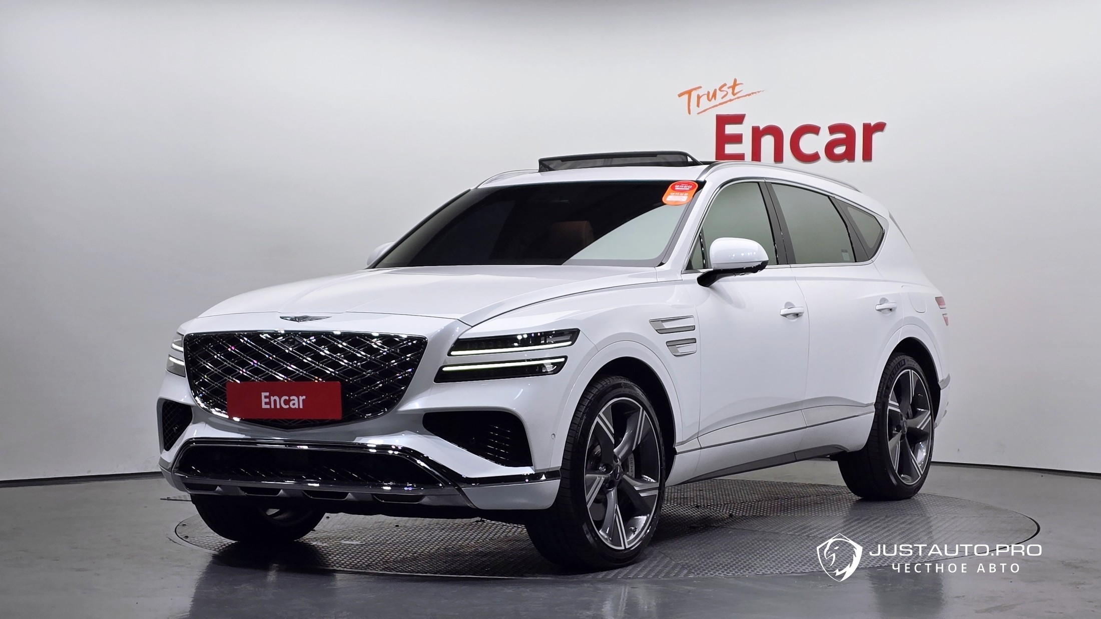 Автомобиль Genesis GV80